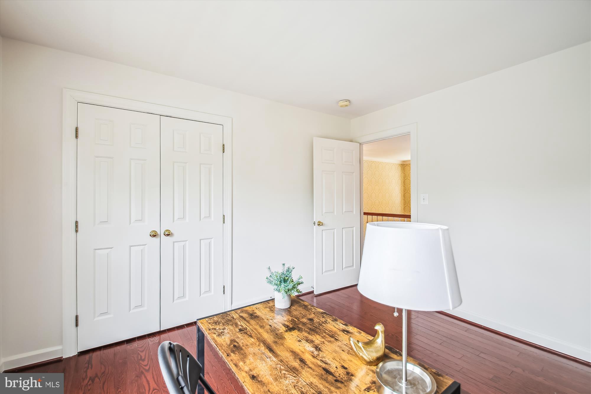 CRESTWOOD - Residential