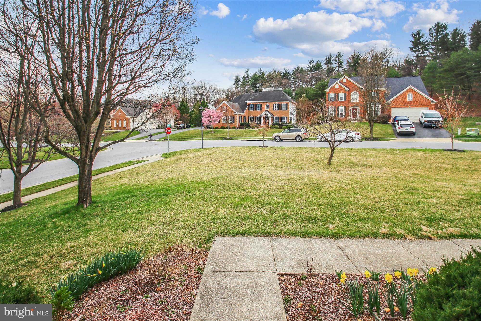 CRESTWOOD - Residential