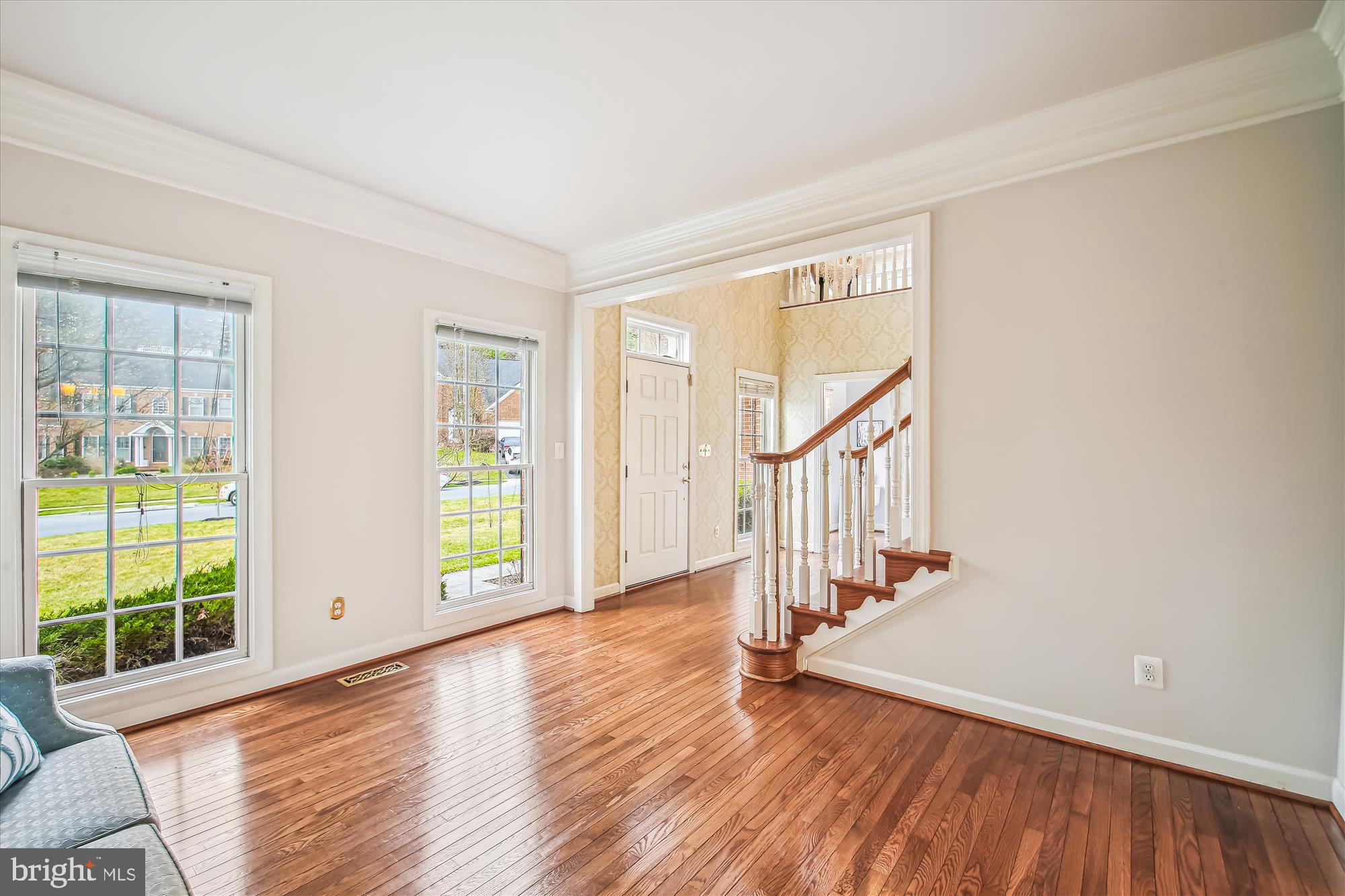 CRESTWOOD - Residential