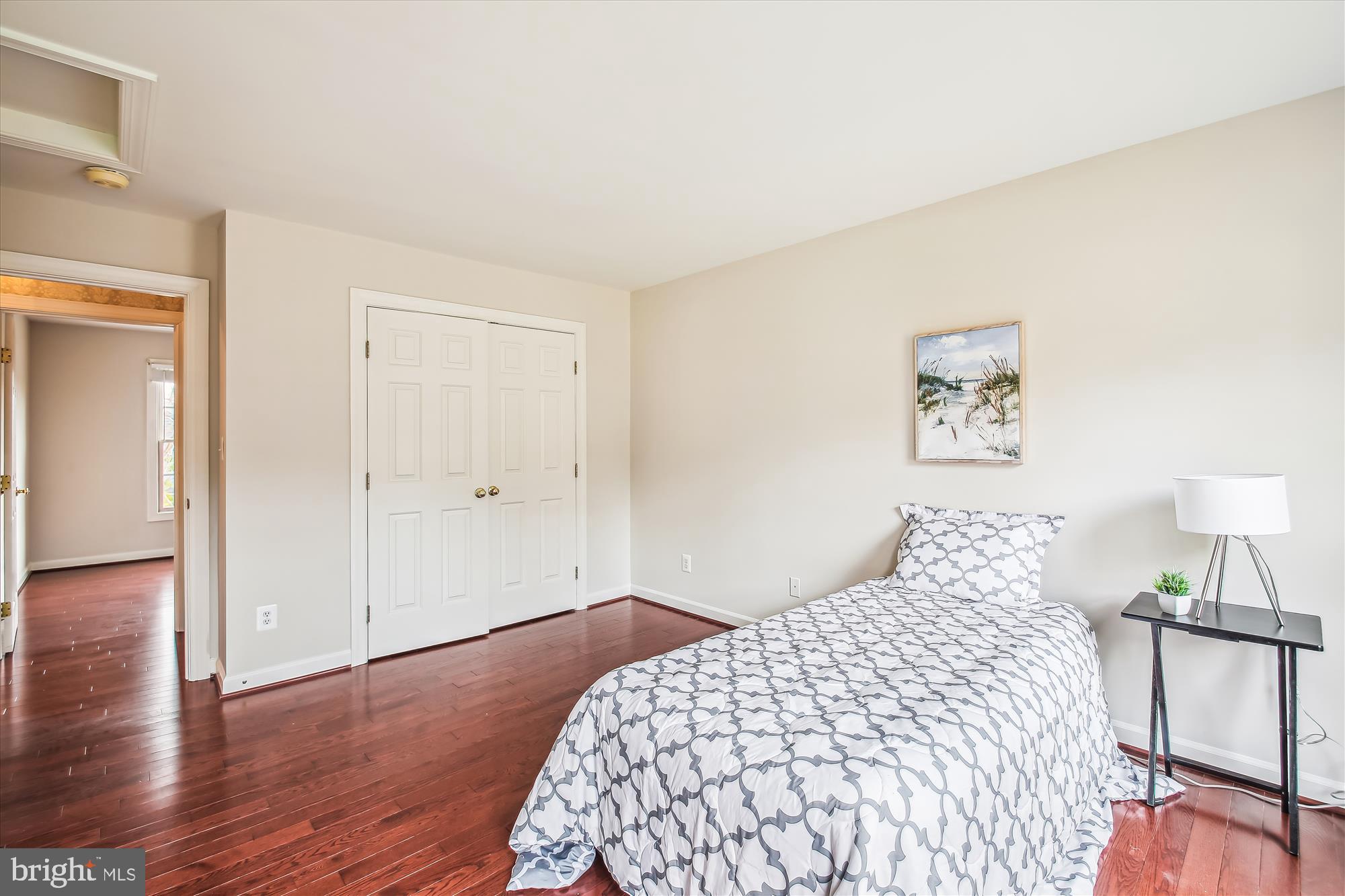 CRESTWOOD - Residential