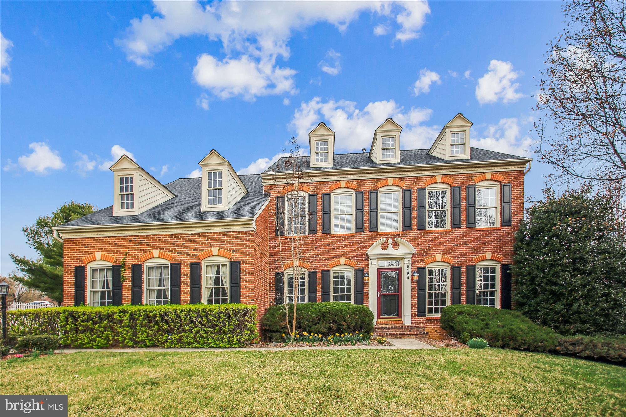 CRESTWOOD - Residential