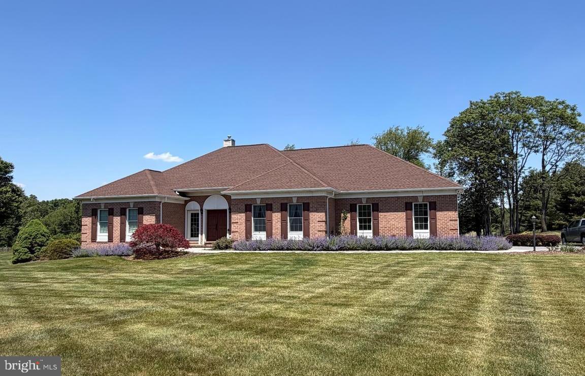 710 WATERS EDGE COURT