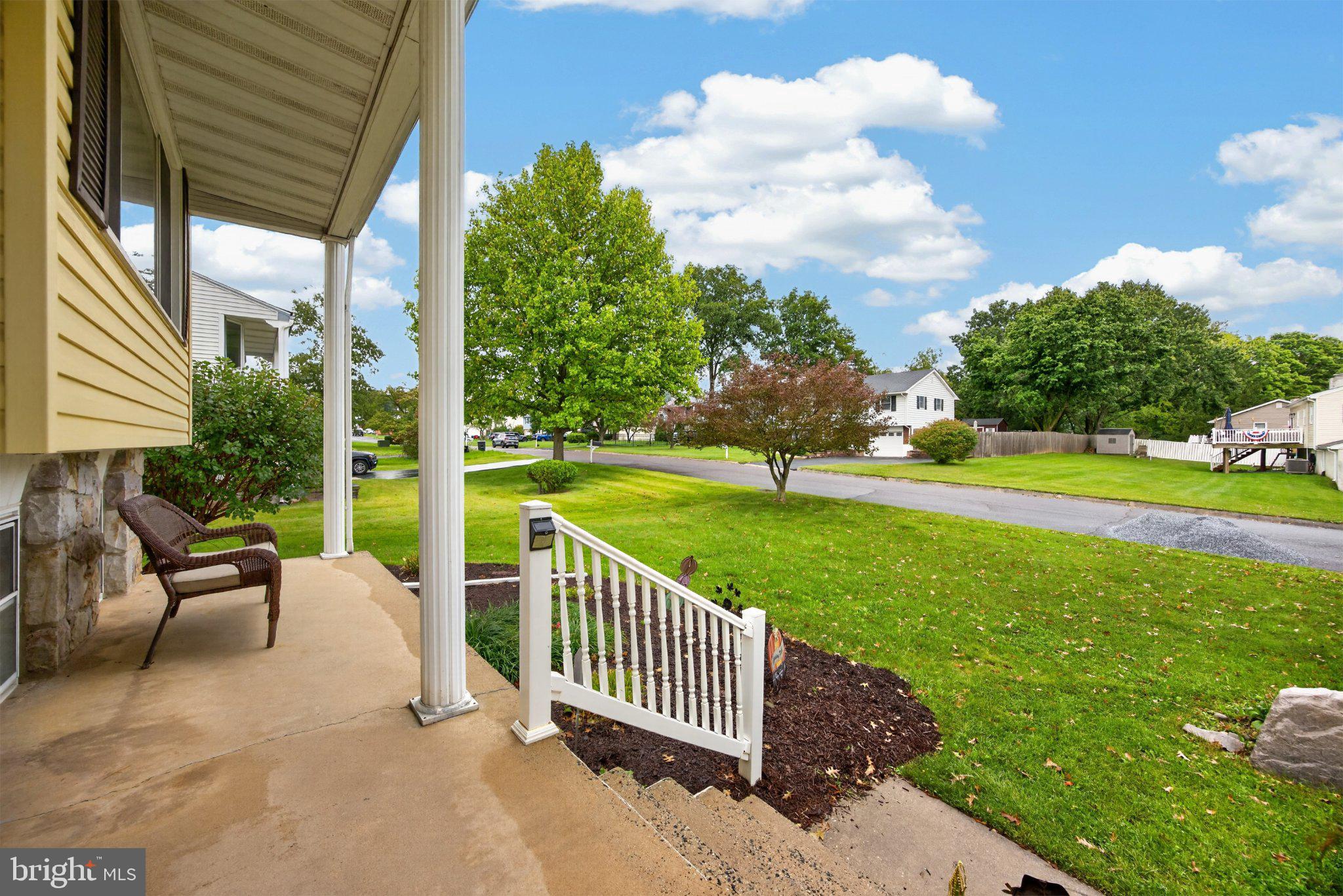 971 OAKDALE DRIVE