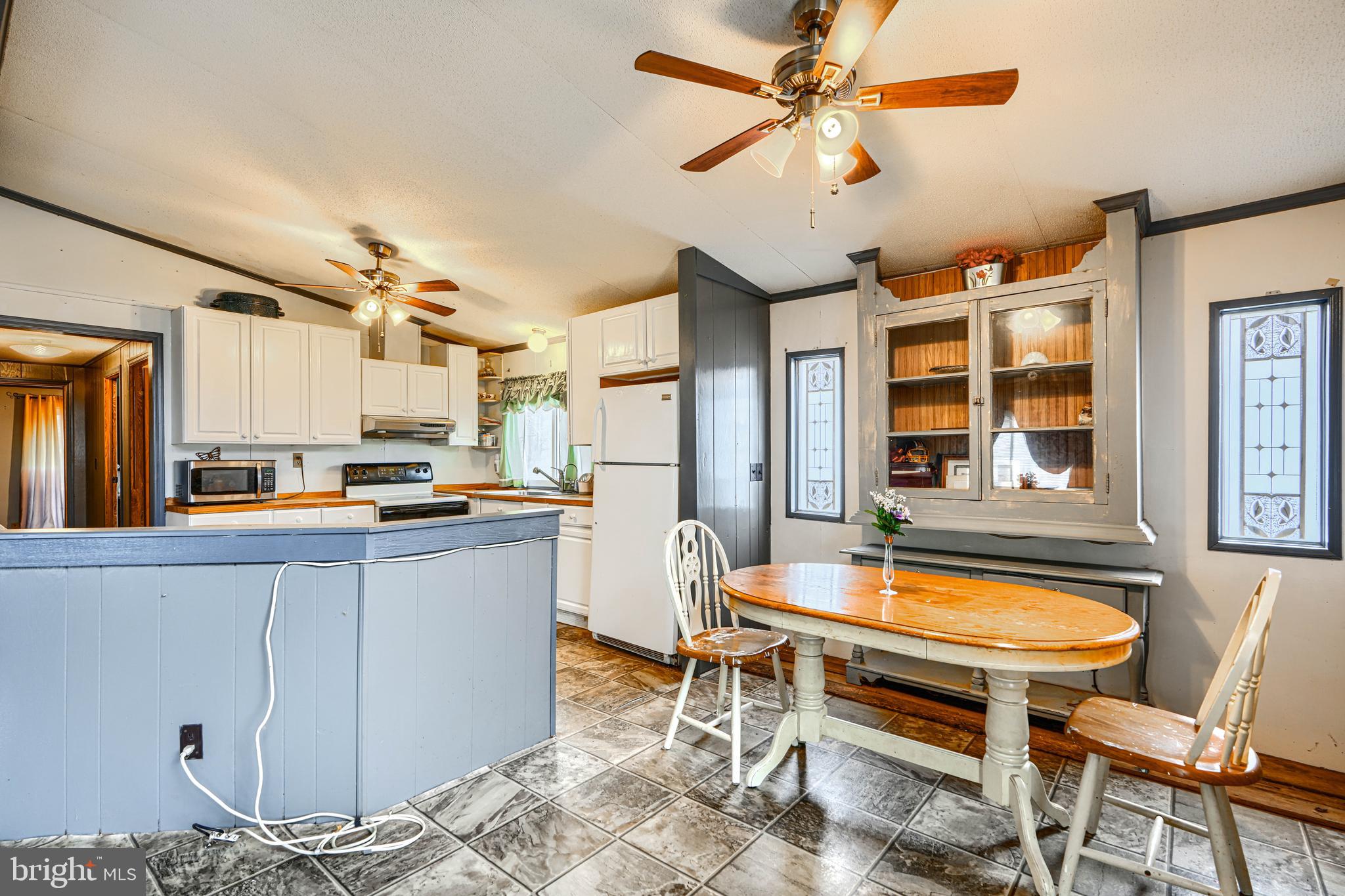 WILLIAMS ESTATES - Residential