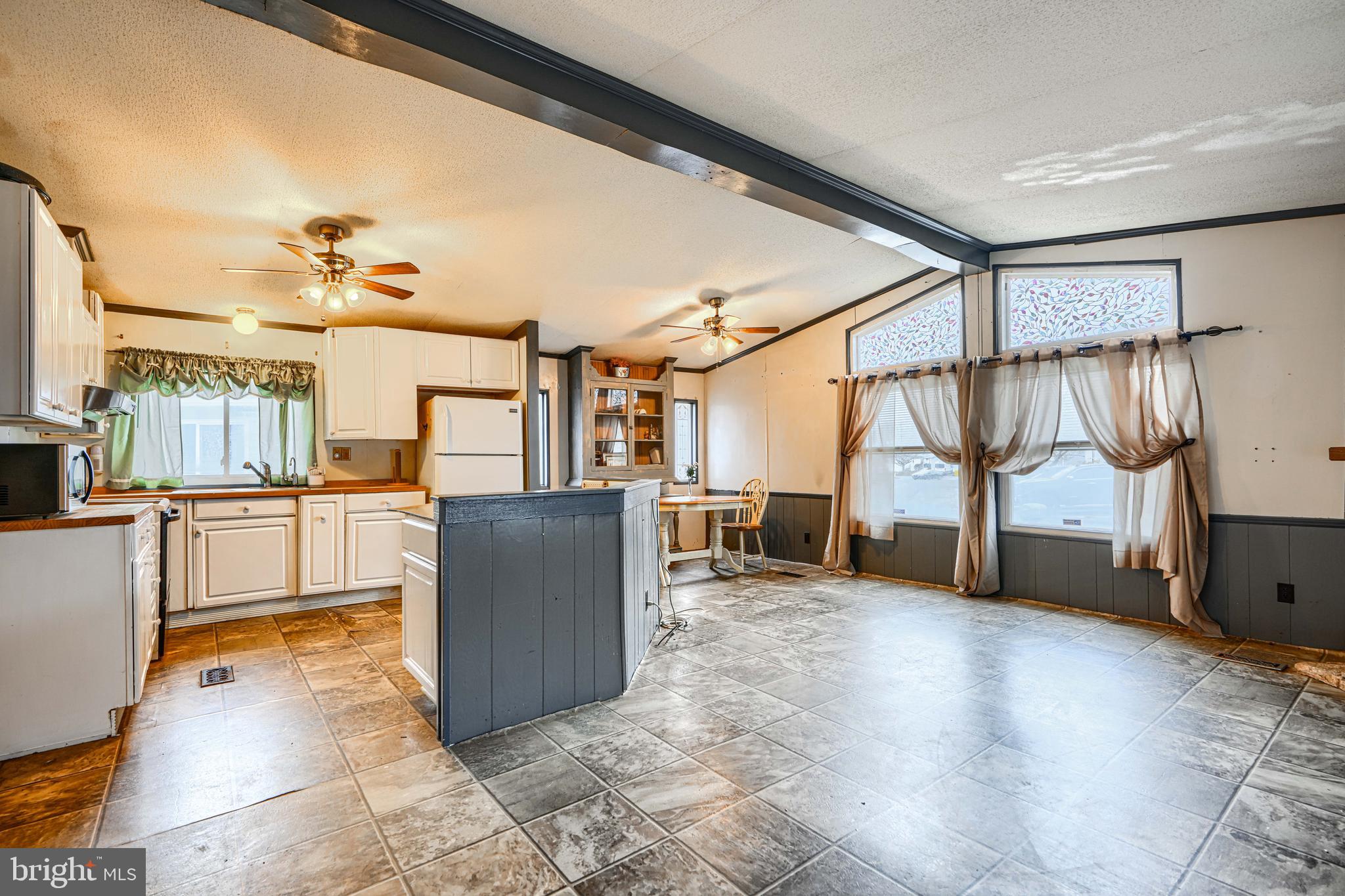 WILLIAMS ESTATES - Residential