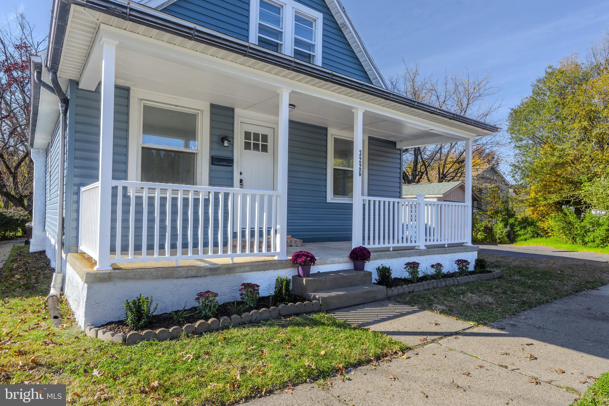 3226 MONTROSE AVENUE