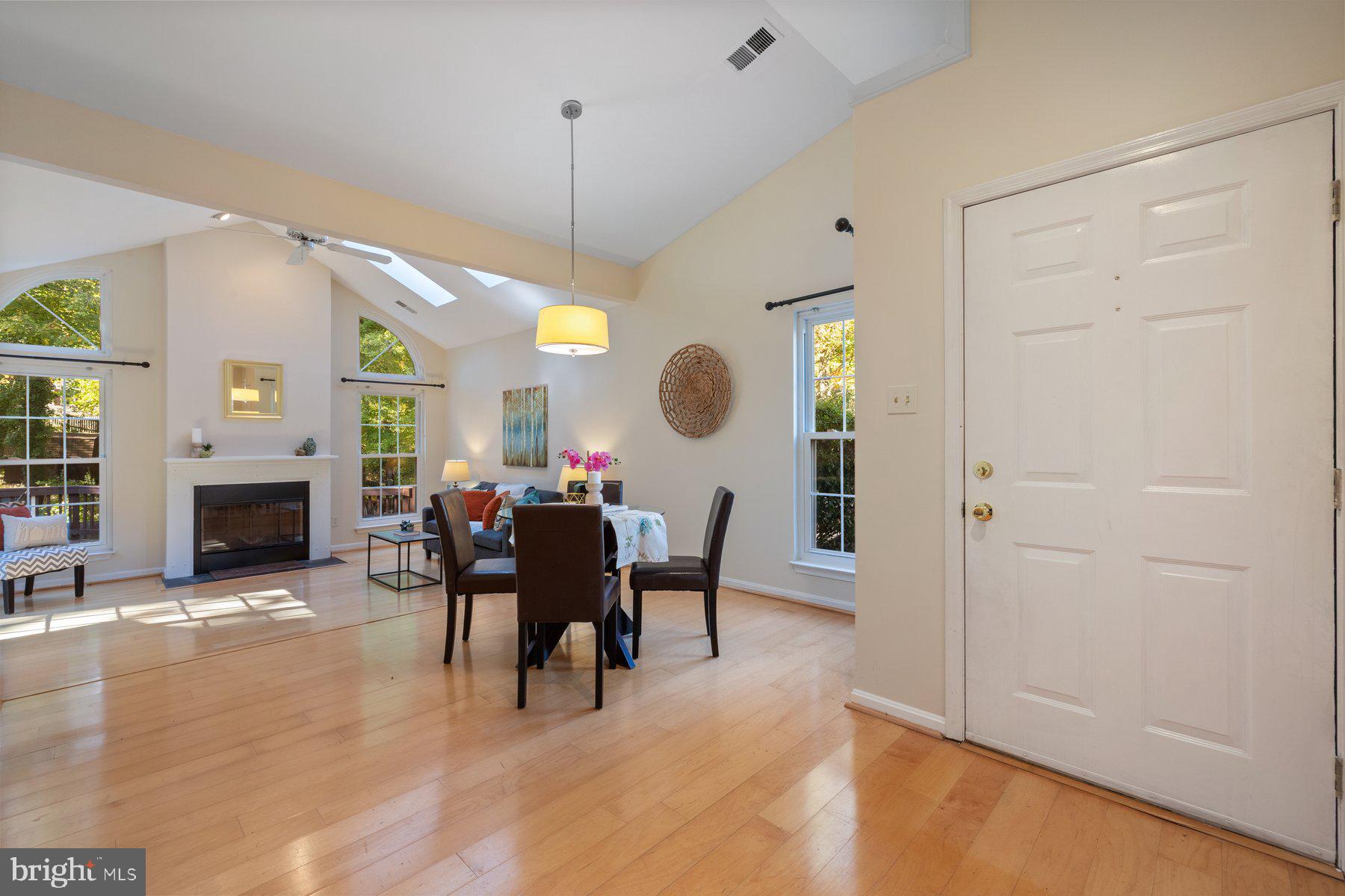 MARINERS POINT - Residential