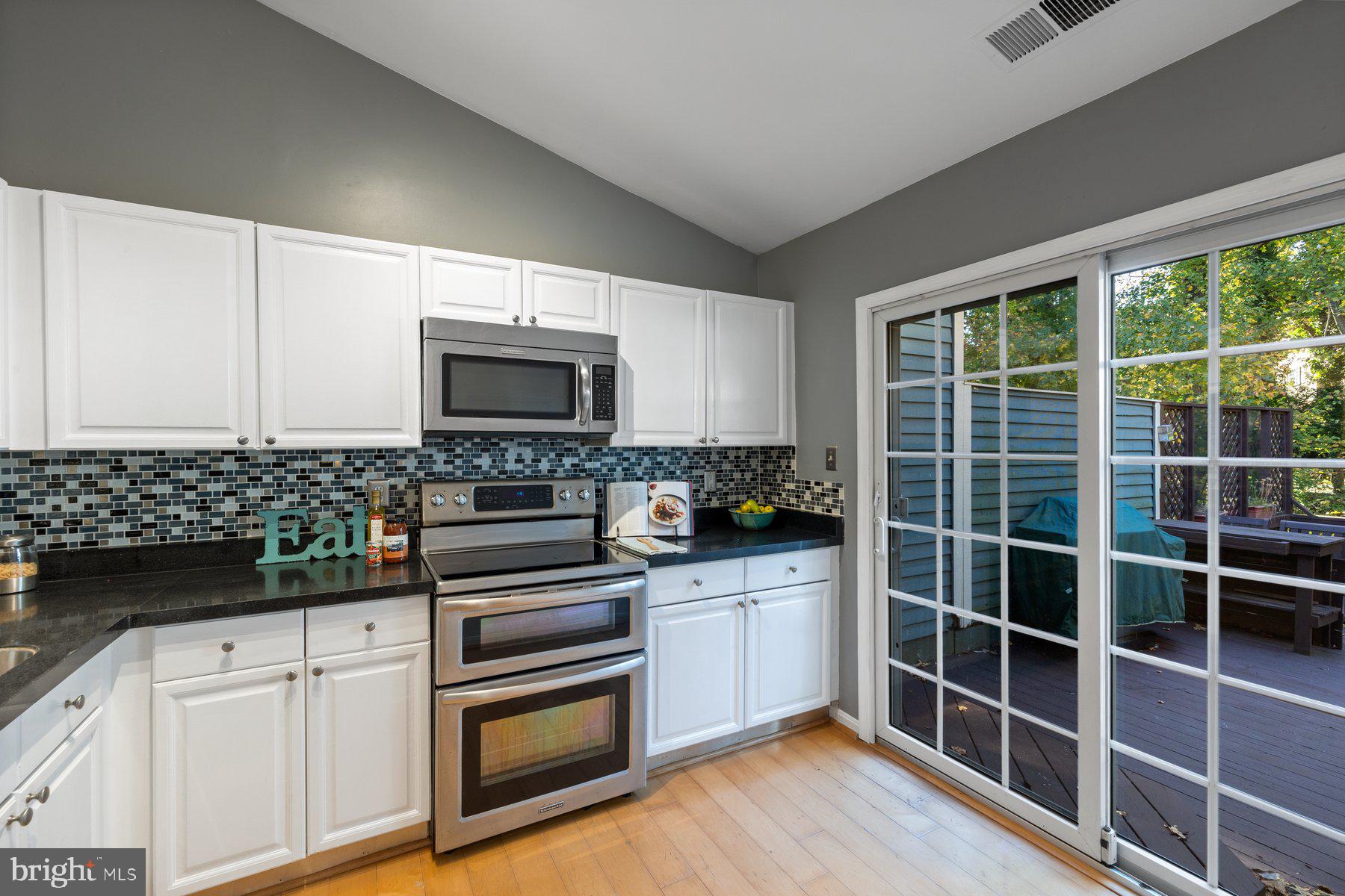 MARINERS POINT - Residential