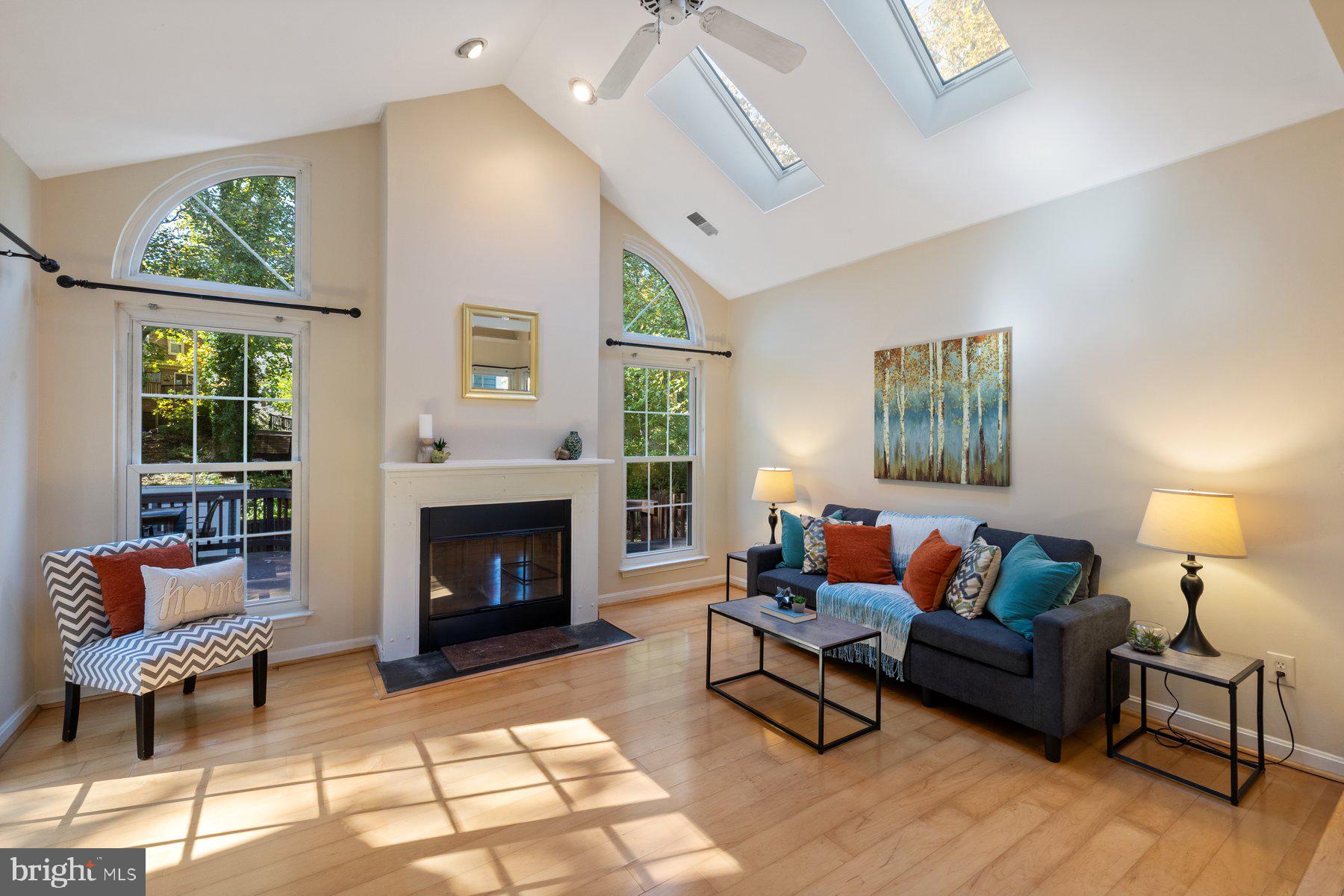 MARINERS POINT - Residential