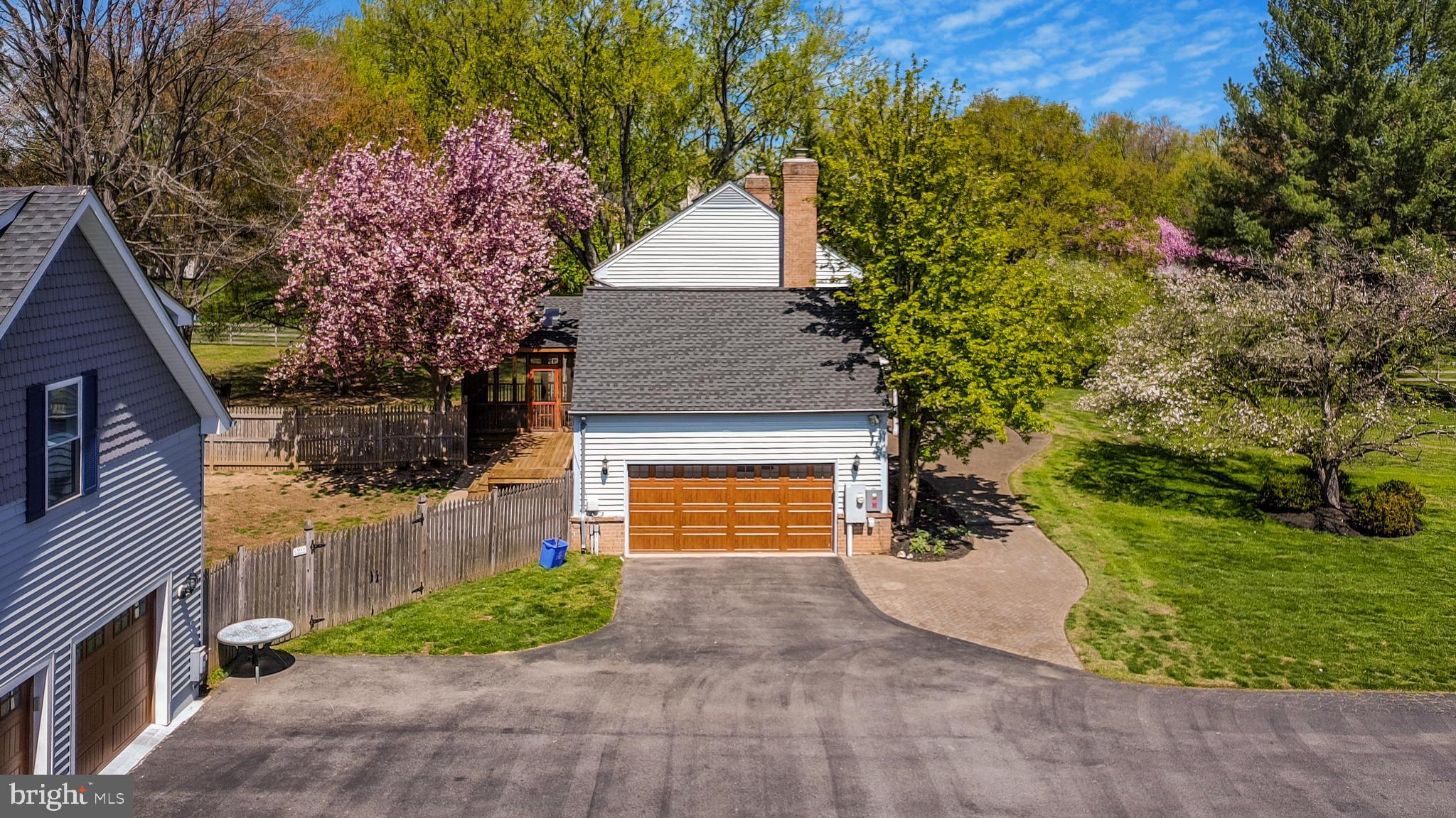 13204 LANTERN HOLLOW DRIVE