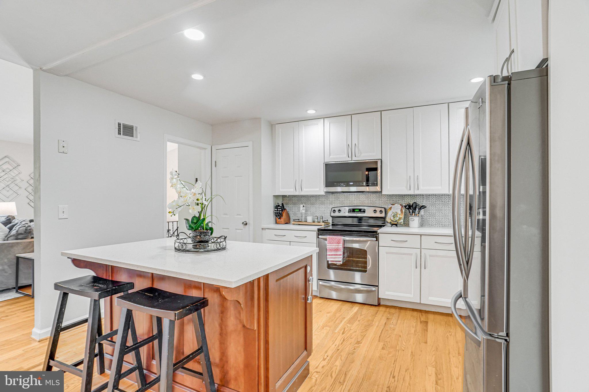 STRATFORD ON THE POTOMAC - Residential