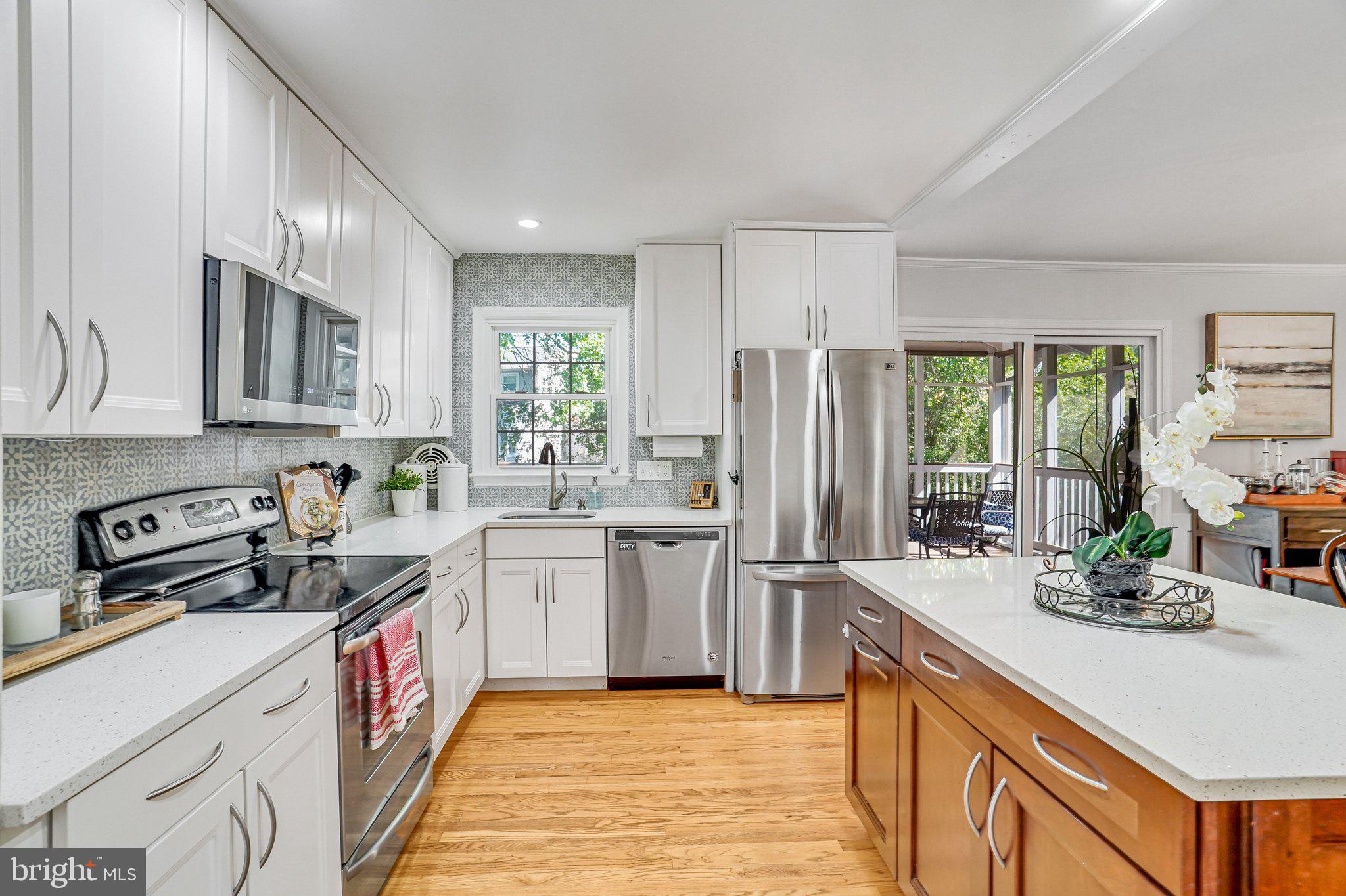 STRATFORD ON THE POTOMAC - Residential