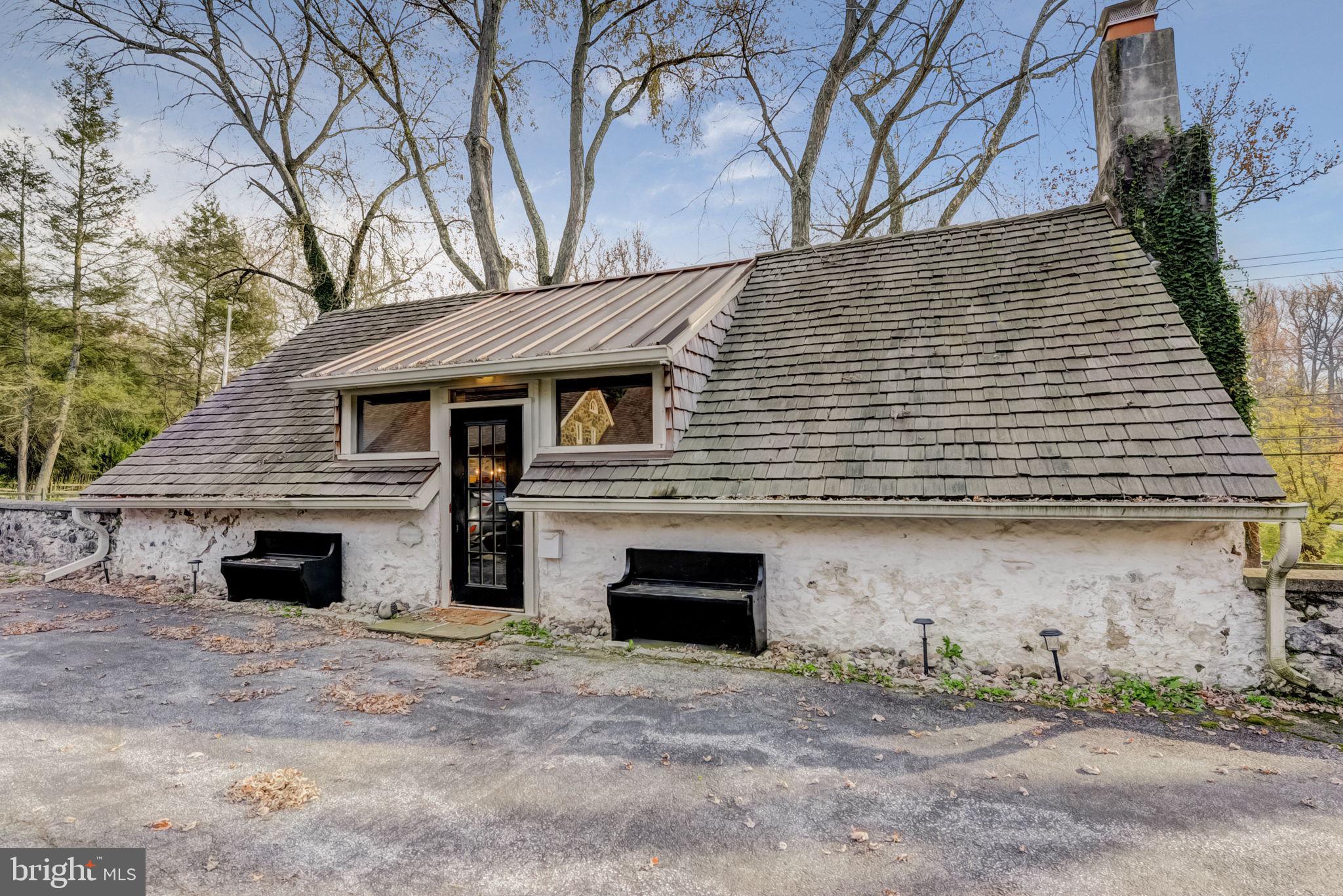 RADNOR HUNT - Residential