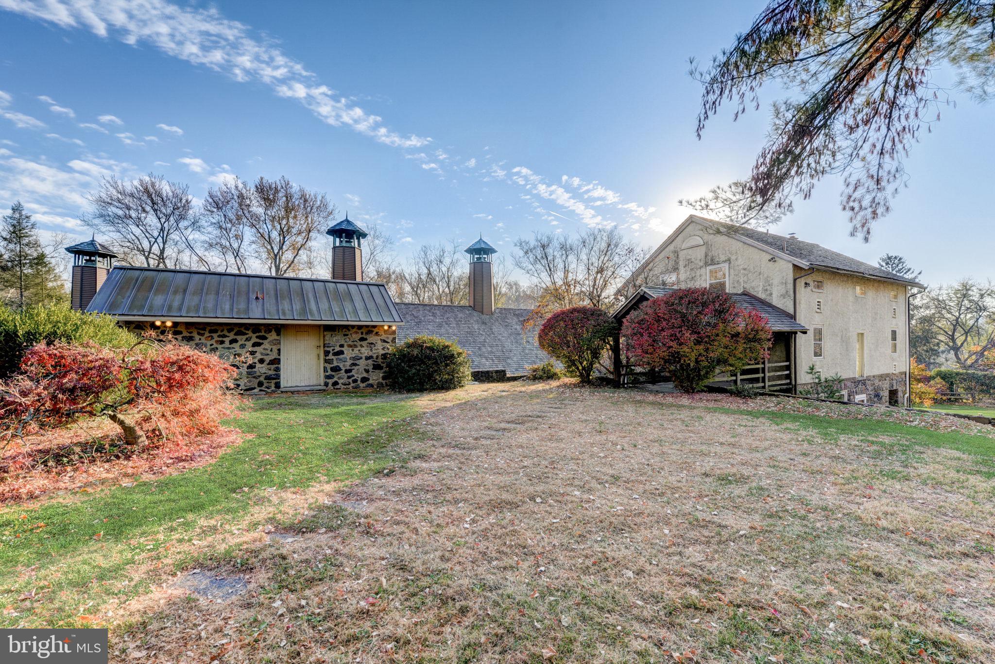 RADNOR HUNT - Residential