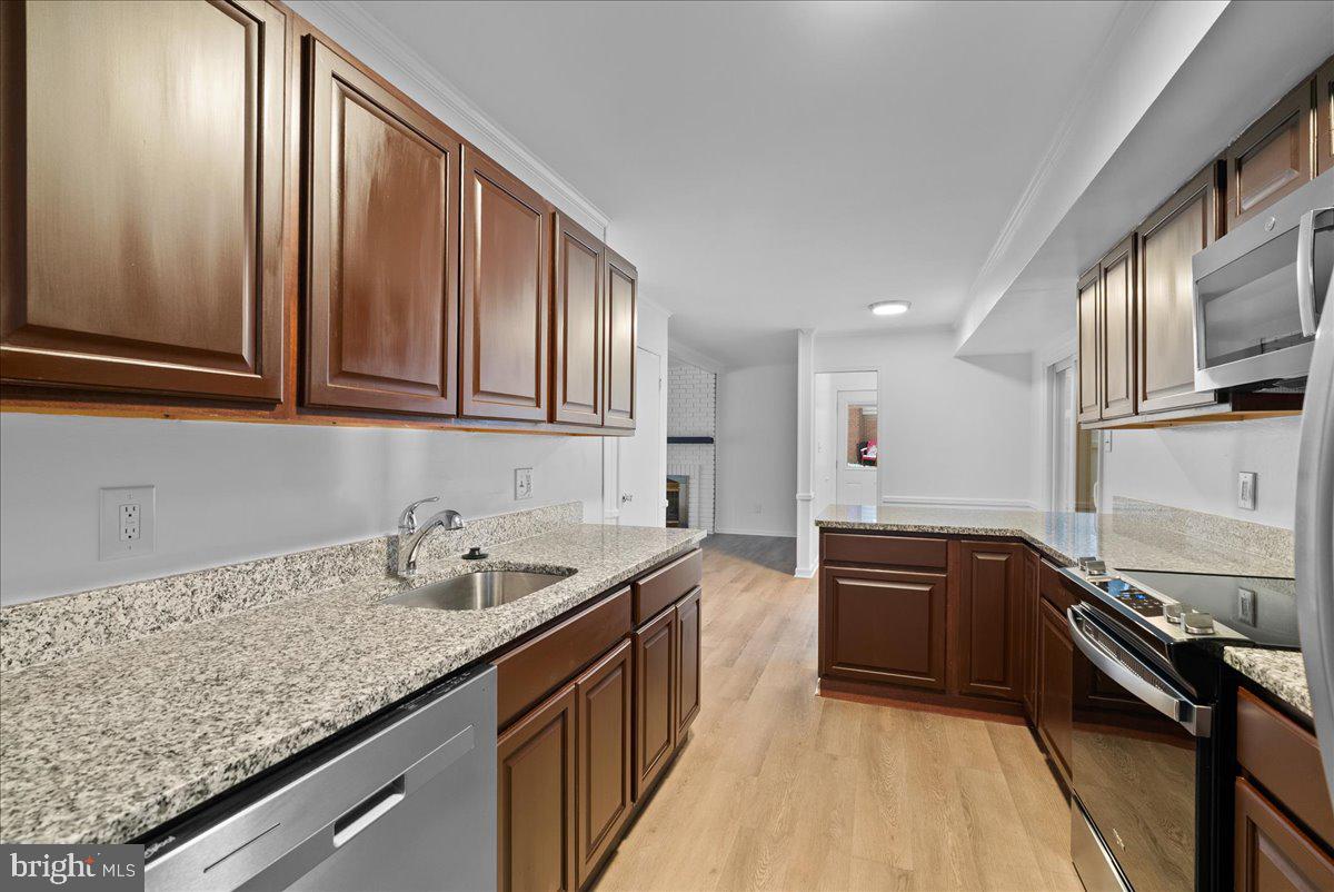 KEENE MILL STATION - Residential Lease