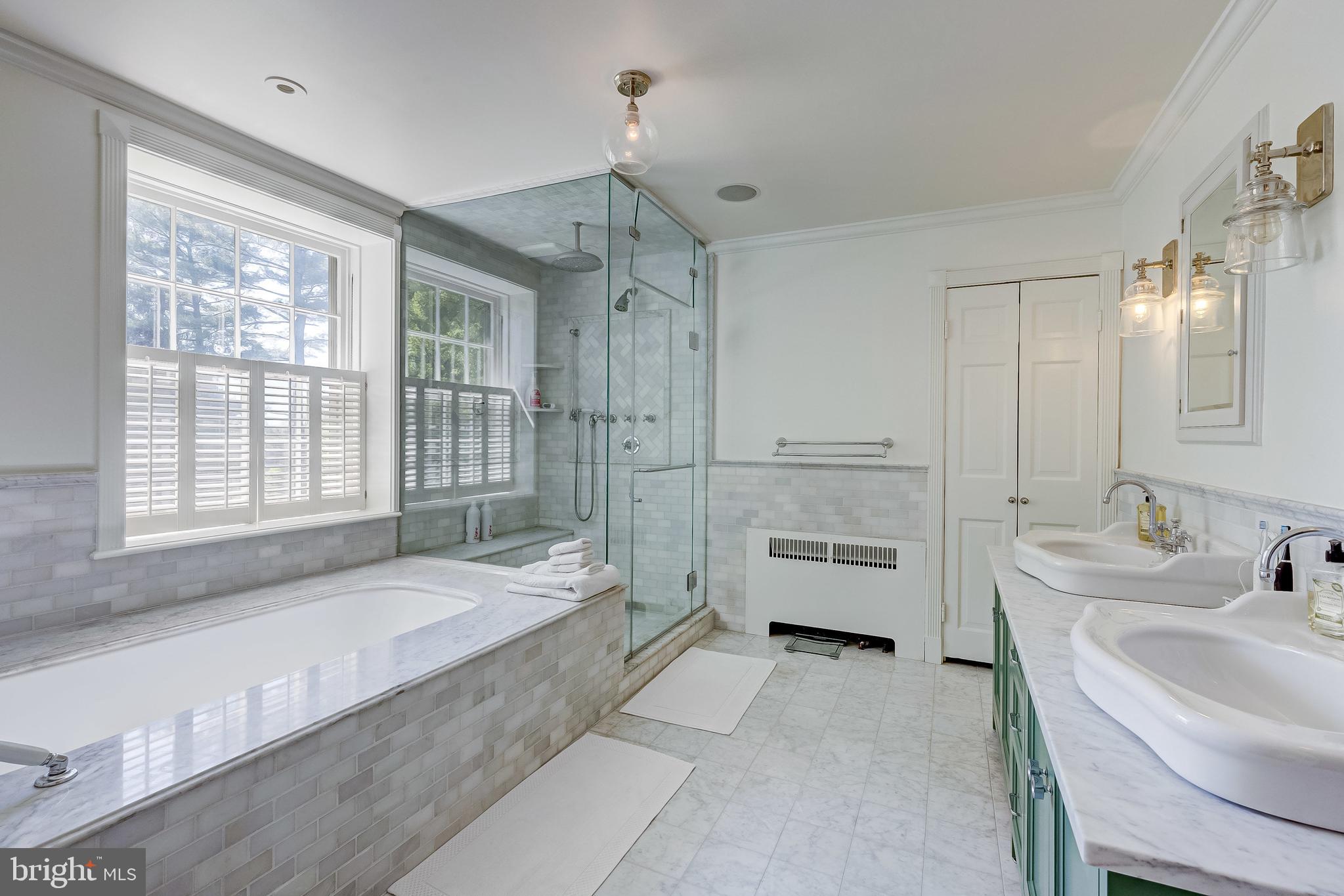 RUXTON - Residential