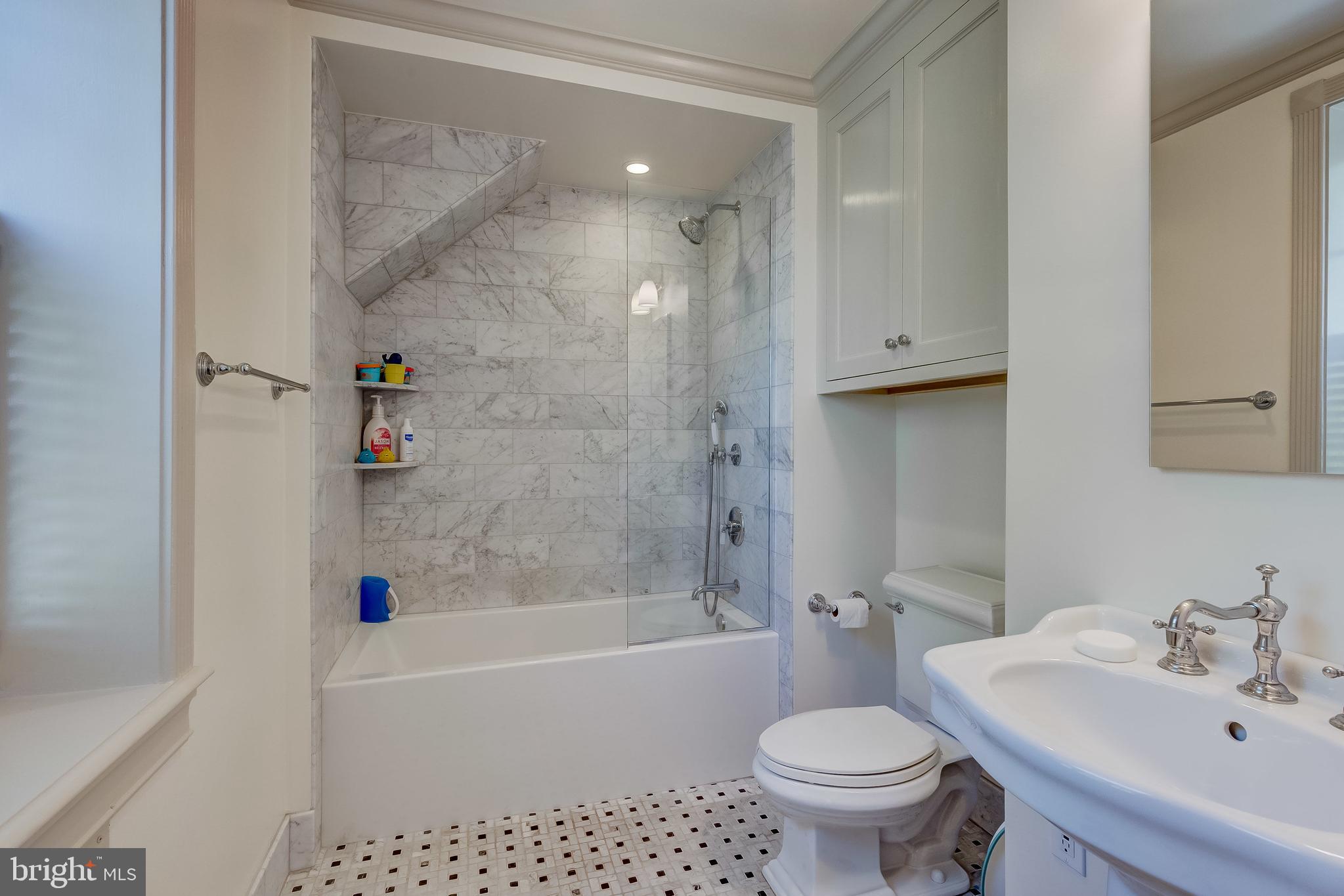 RUXTON - Residential