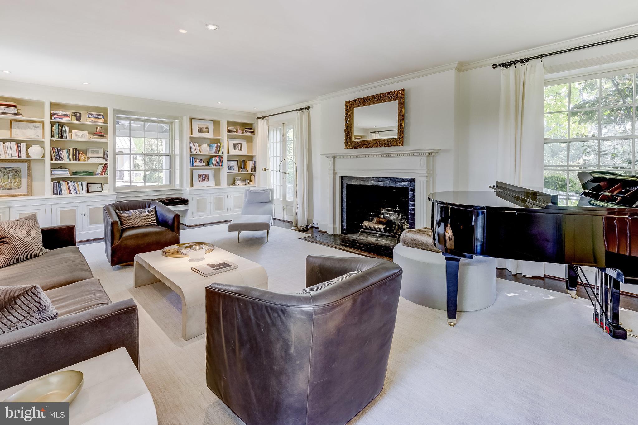 RUXTON - Residential