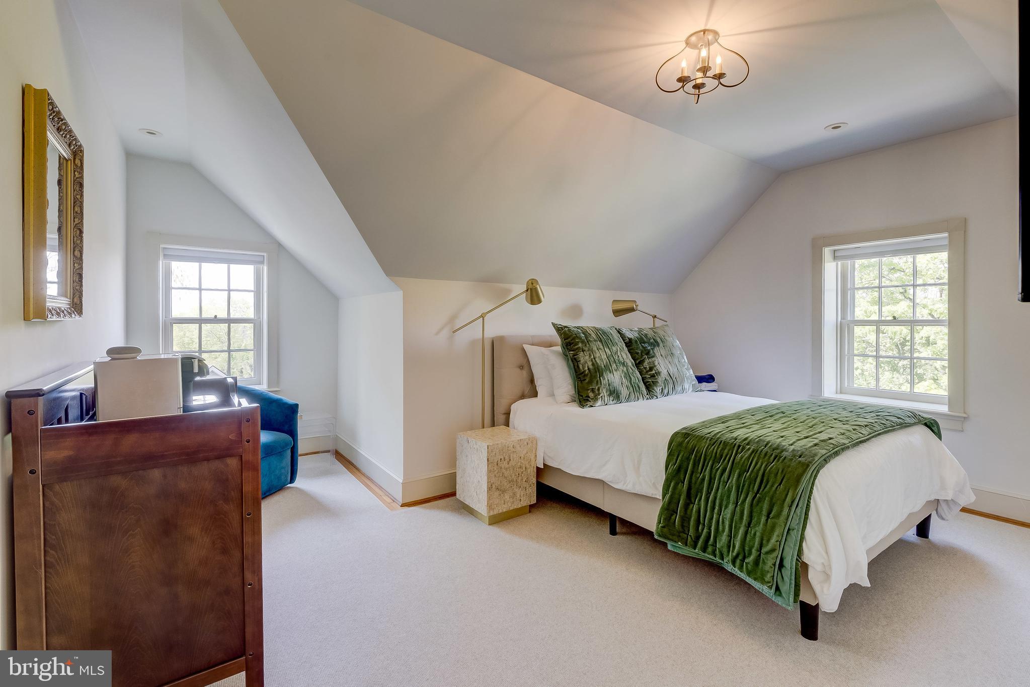 RUXTON - Residential