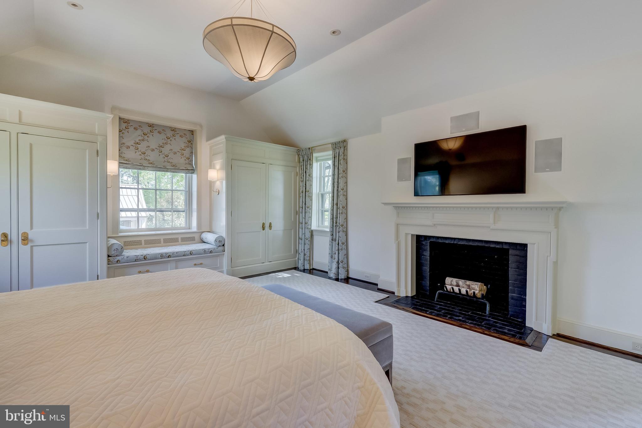 RUXTON - Residential