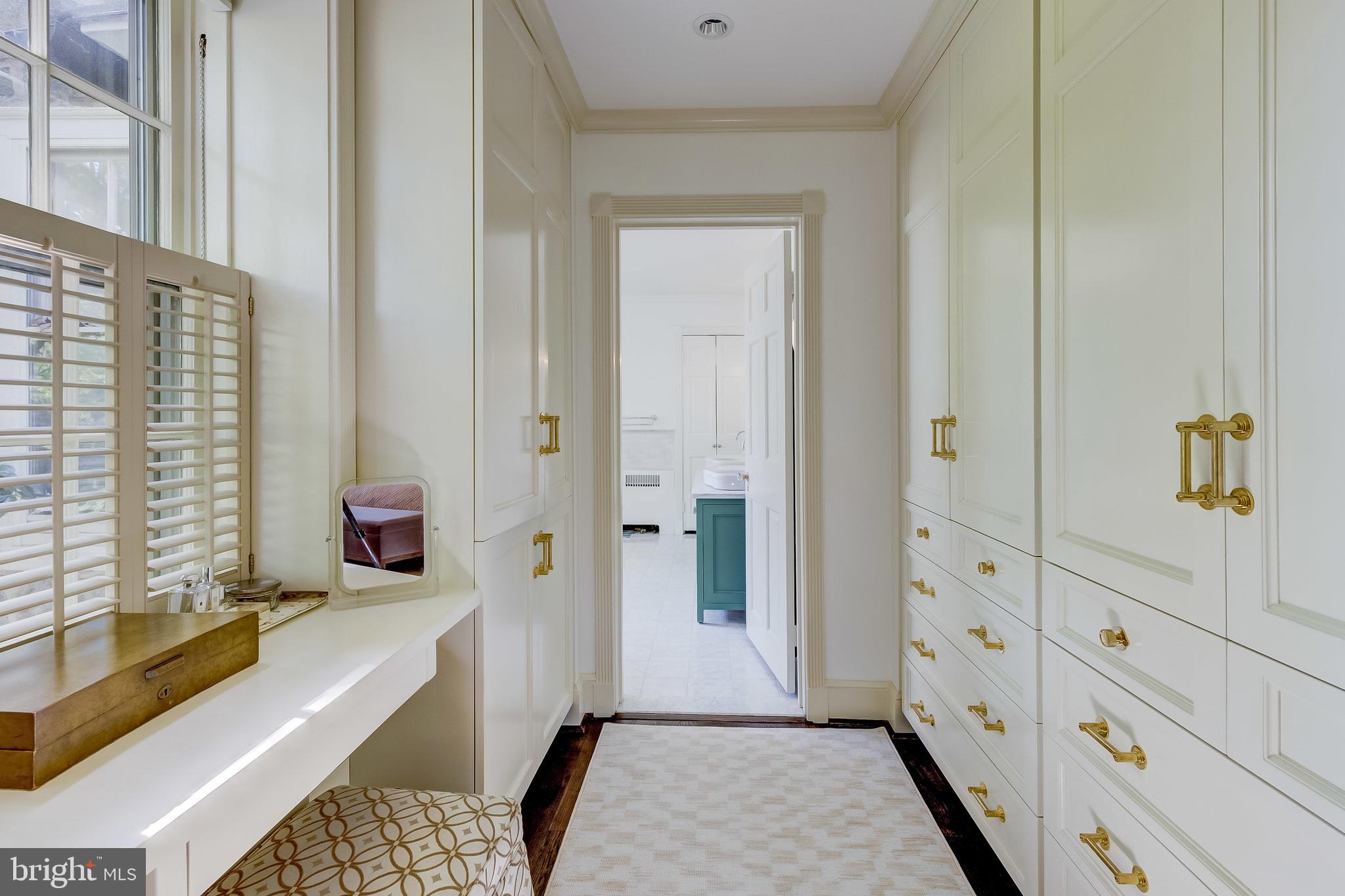 RUXTON - Residential