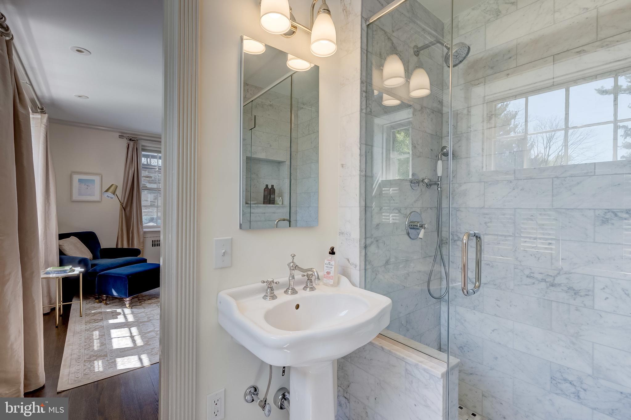 RUXTON - Residential