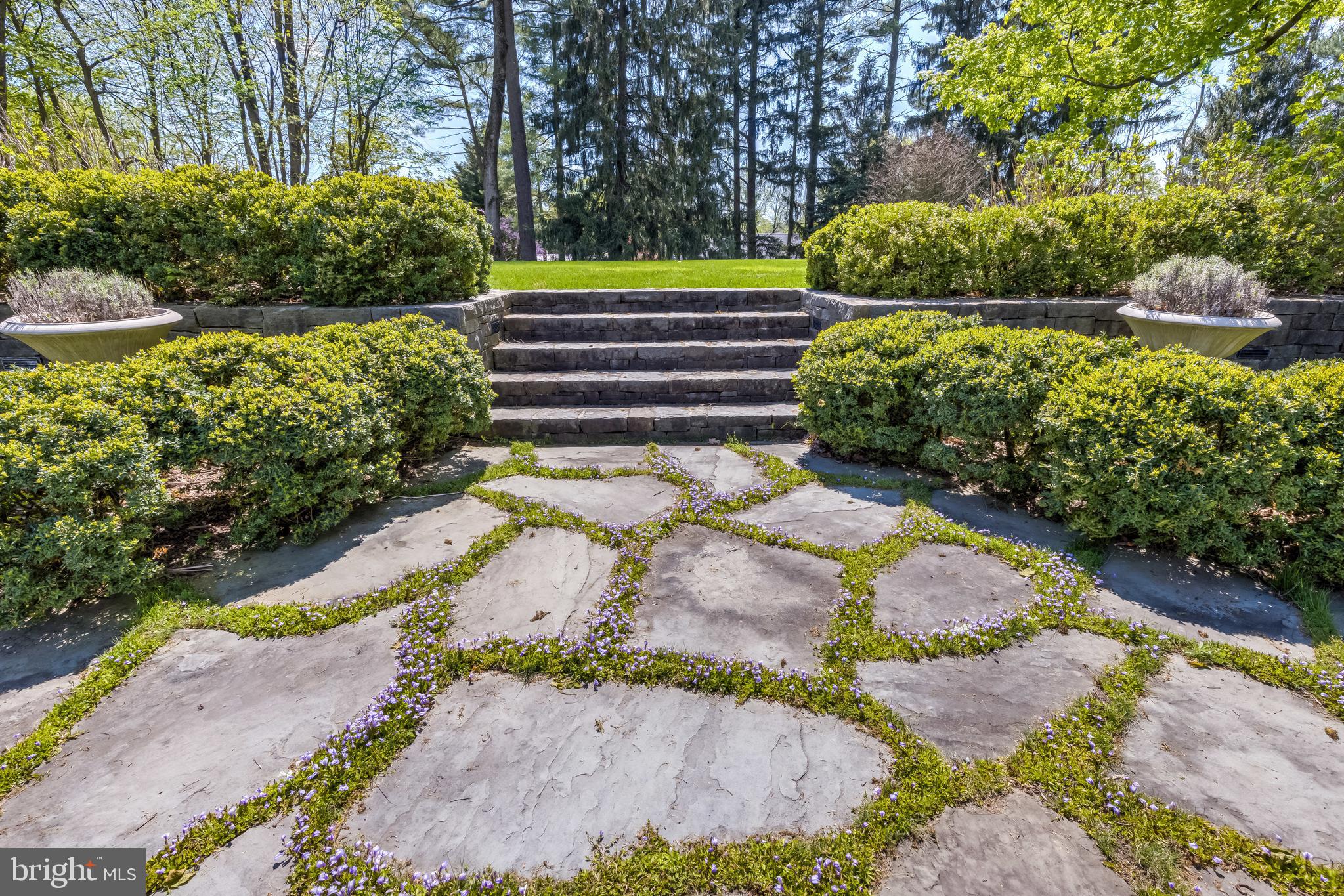 RUXTON - Residential