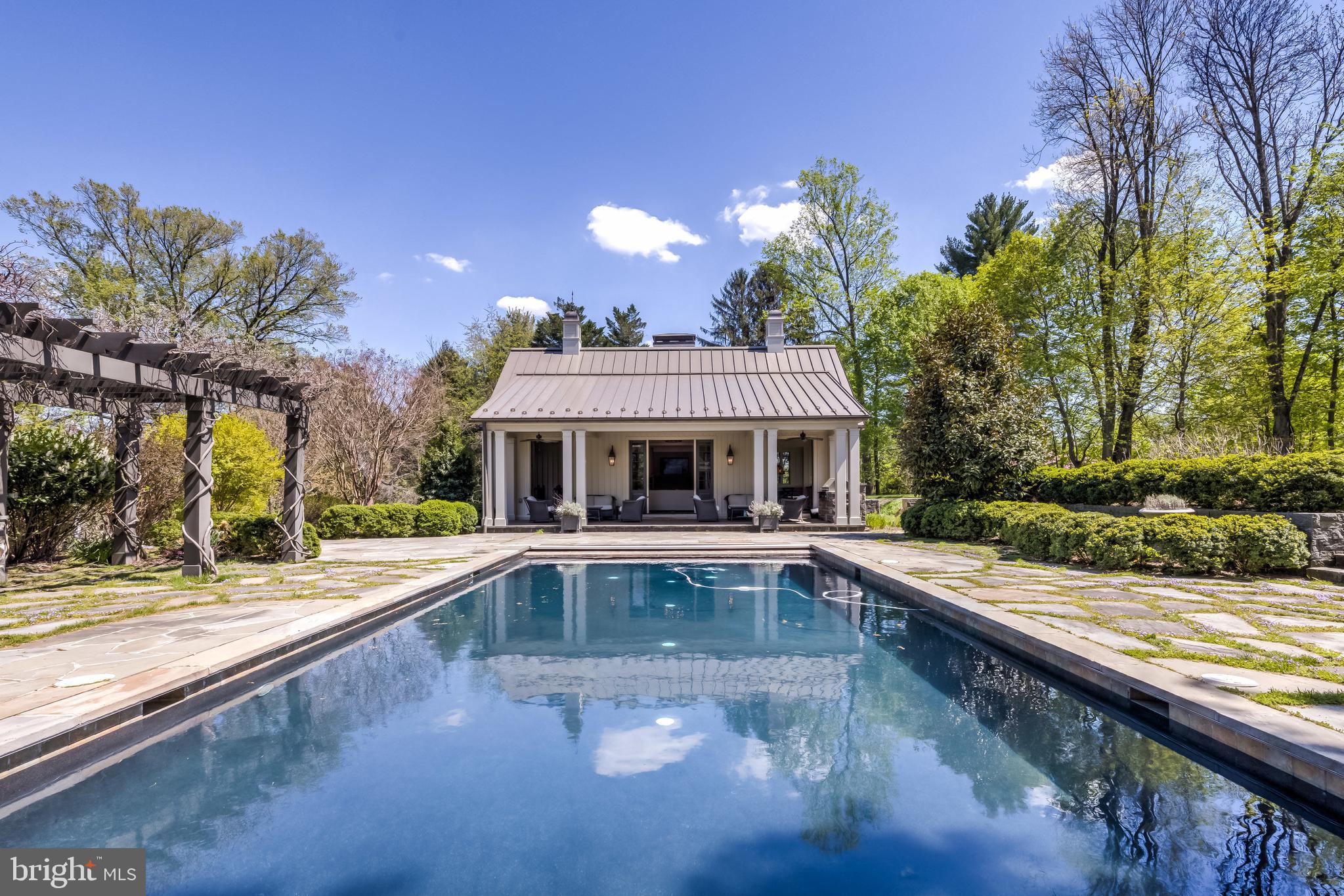 RUXTON - Residential