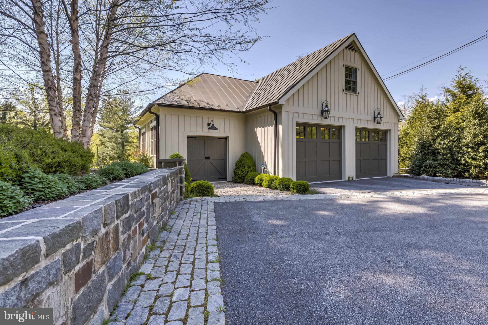 RUXTON - Residential