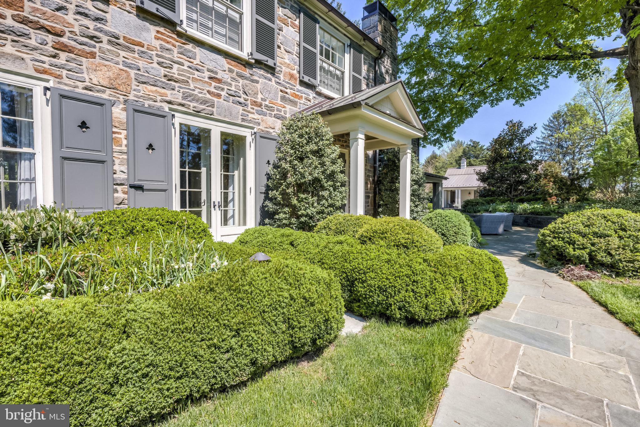 RUXTON - Residential