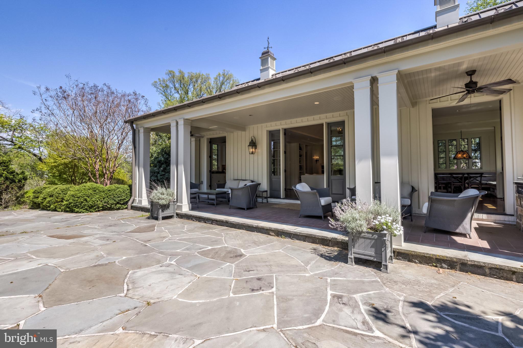 RUXTON - Residential