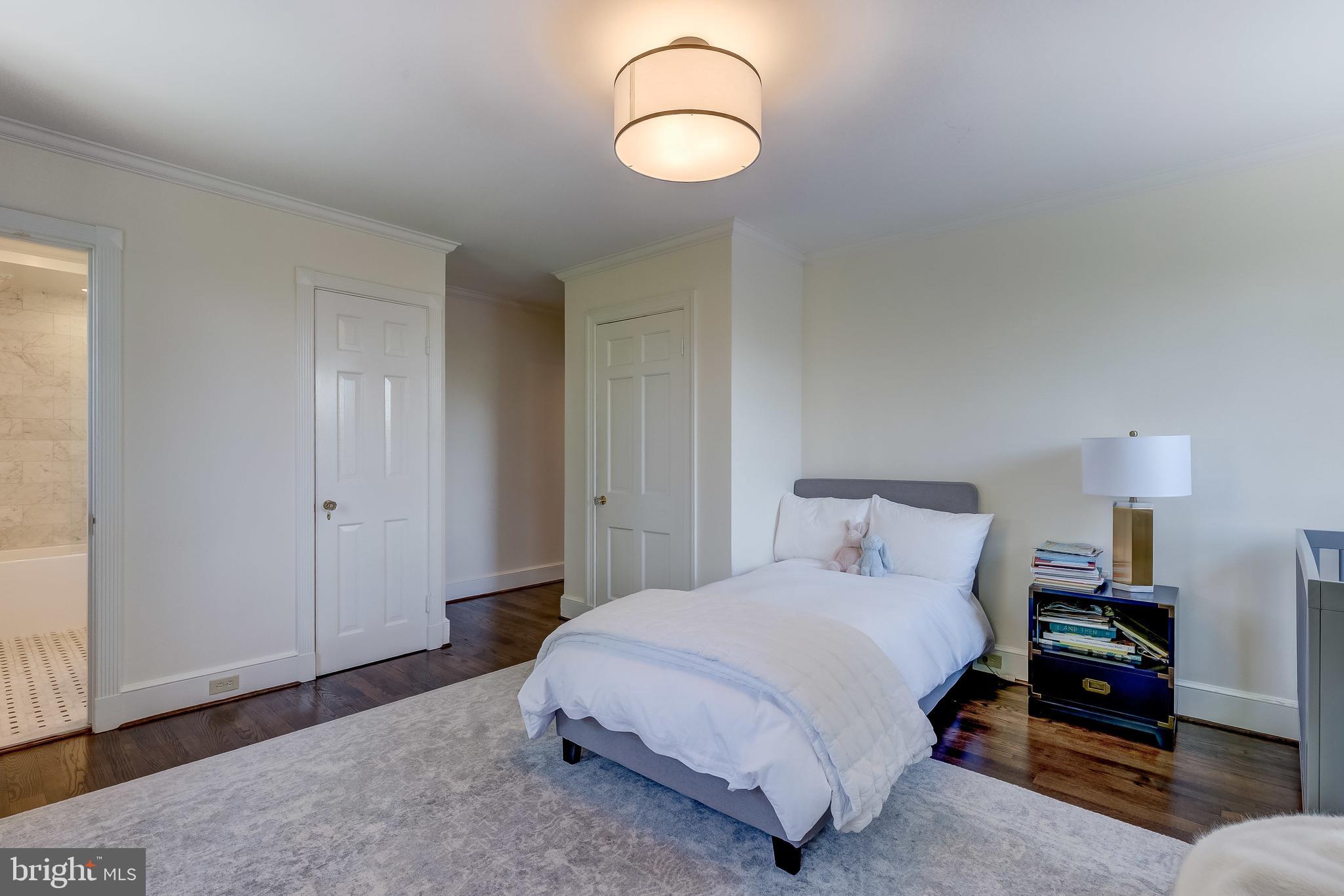 RUXTON - Residential