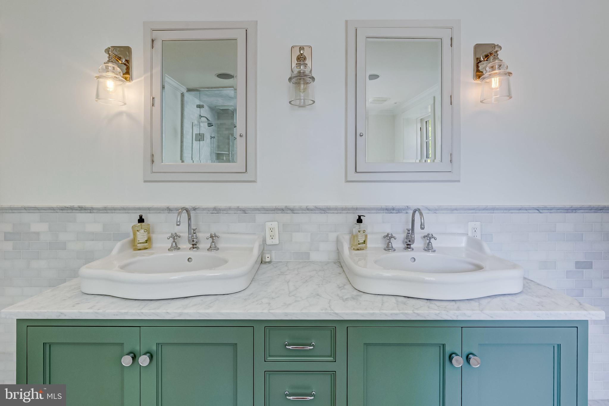 RUXTON - Residential