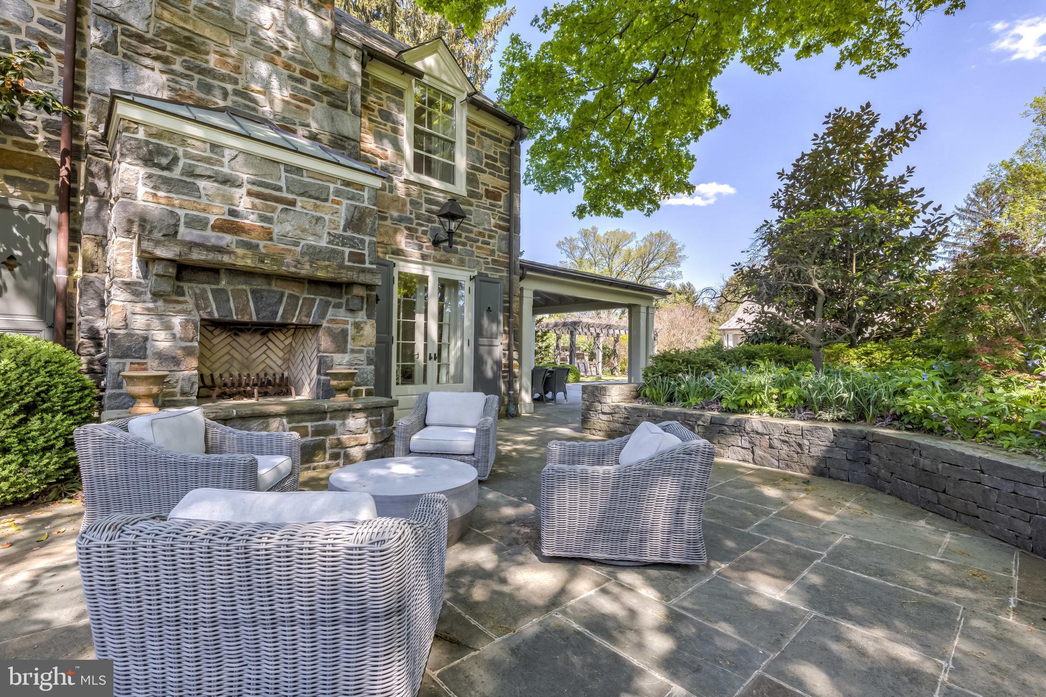 RUXTON - Residential