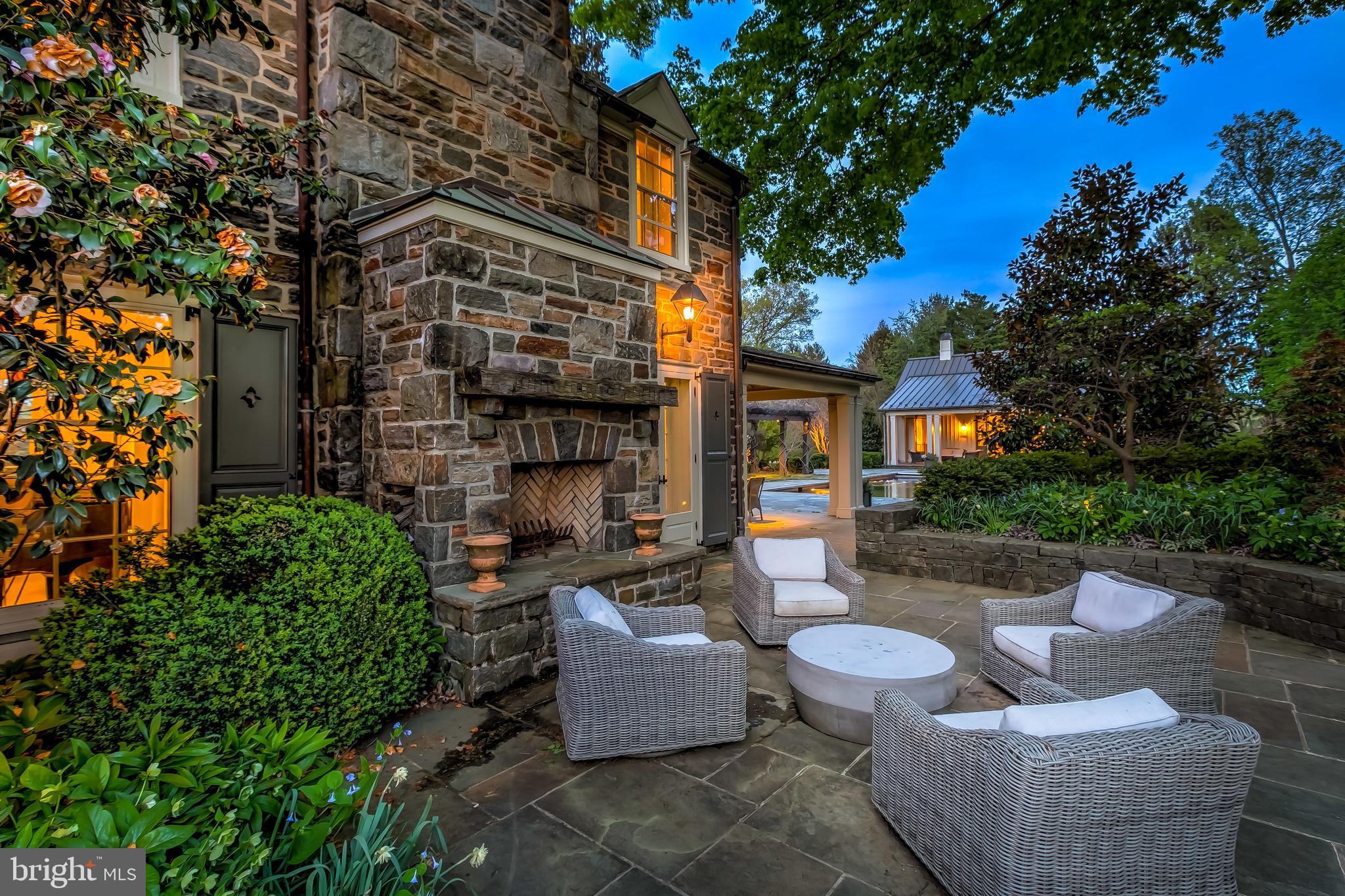 RUXTON - Residential