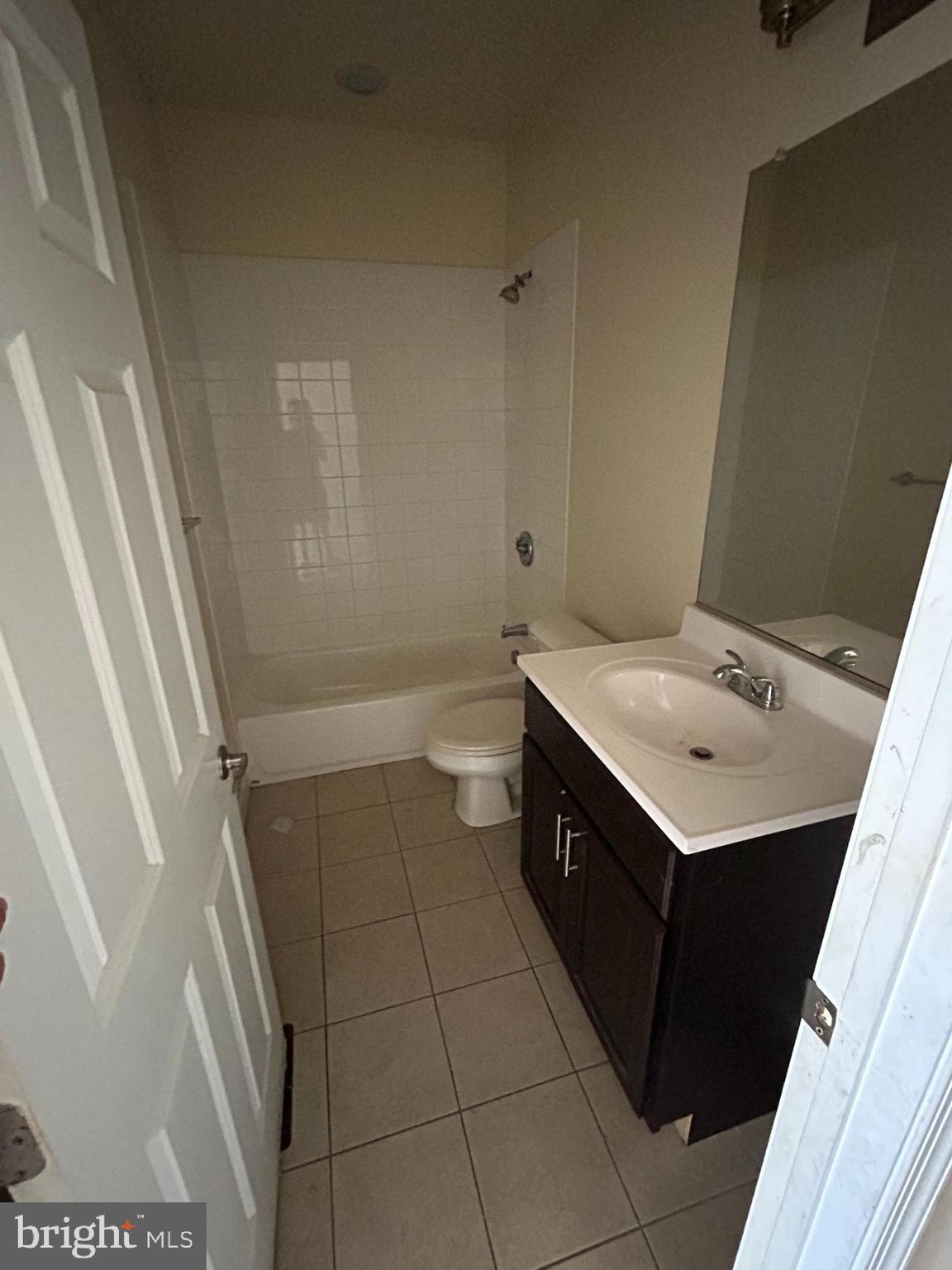 CHARLES VILLAGE - Residential