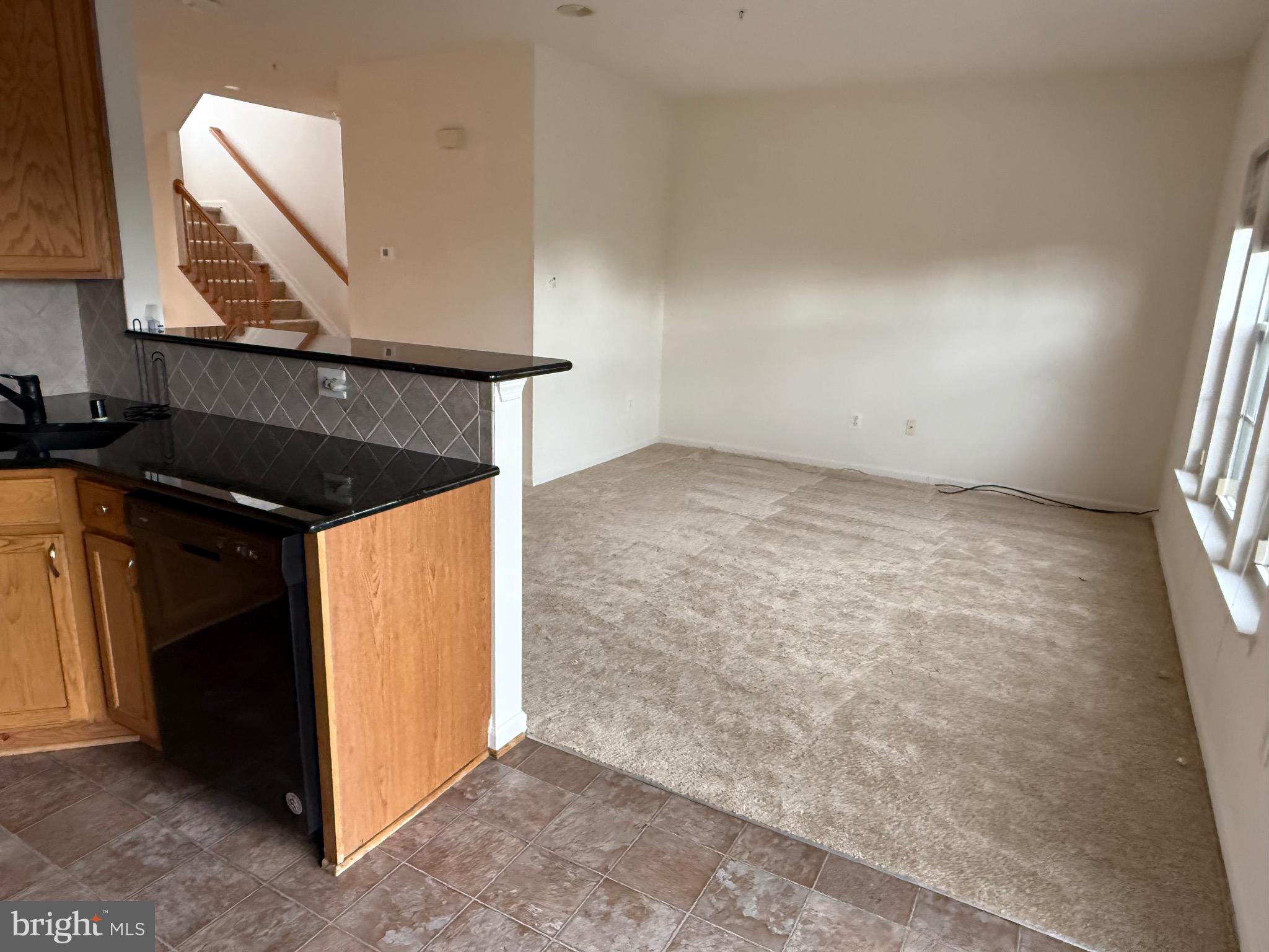 VILLAGE OF MILL RUN - Residential Lease