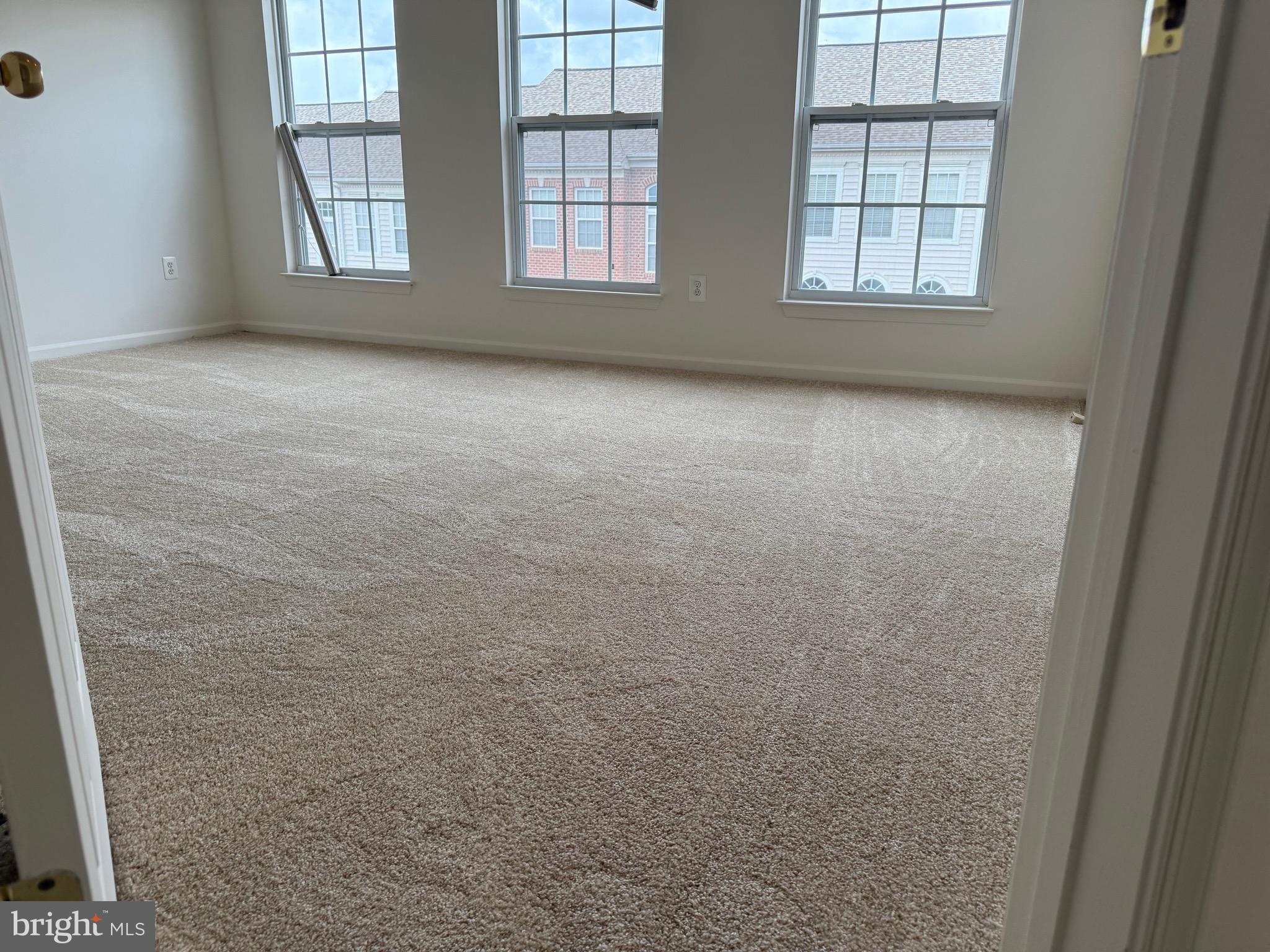 VILLAGE OF MILL RUN - Residential Lease