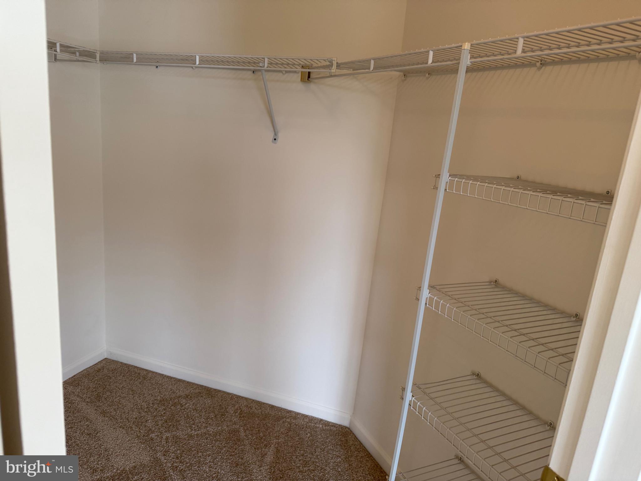 VILLAGE OF MILL RUN - Residential Lease