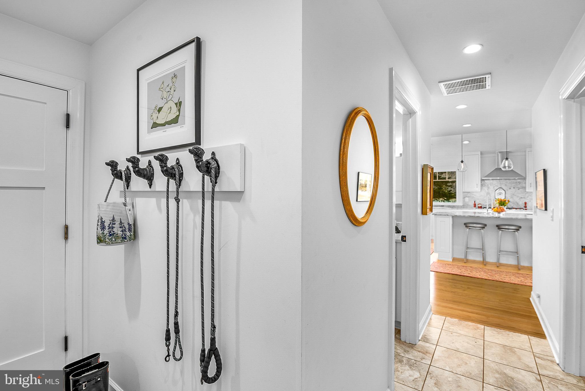 PIRATES COVE - Residential