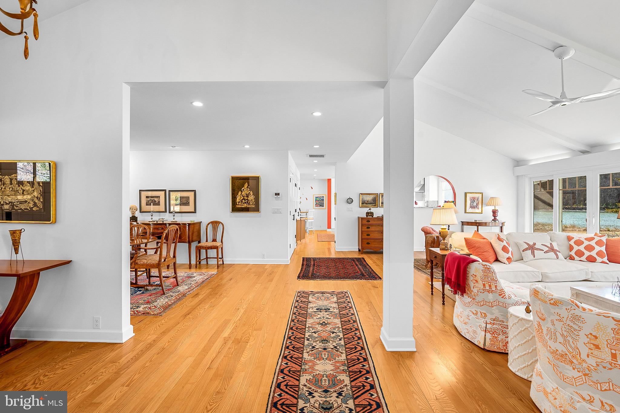 PIRATES COVE - Residential