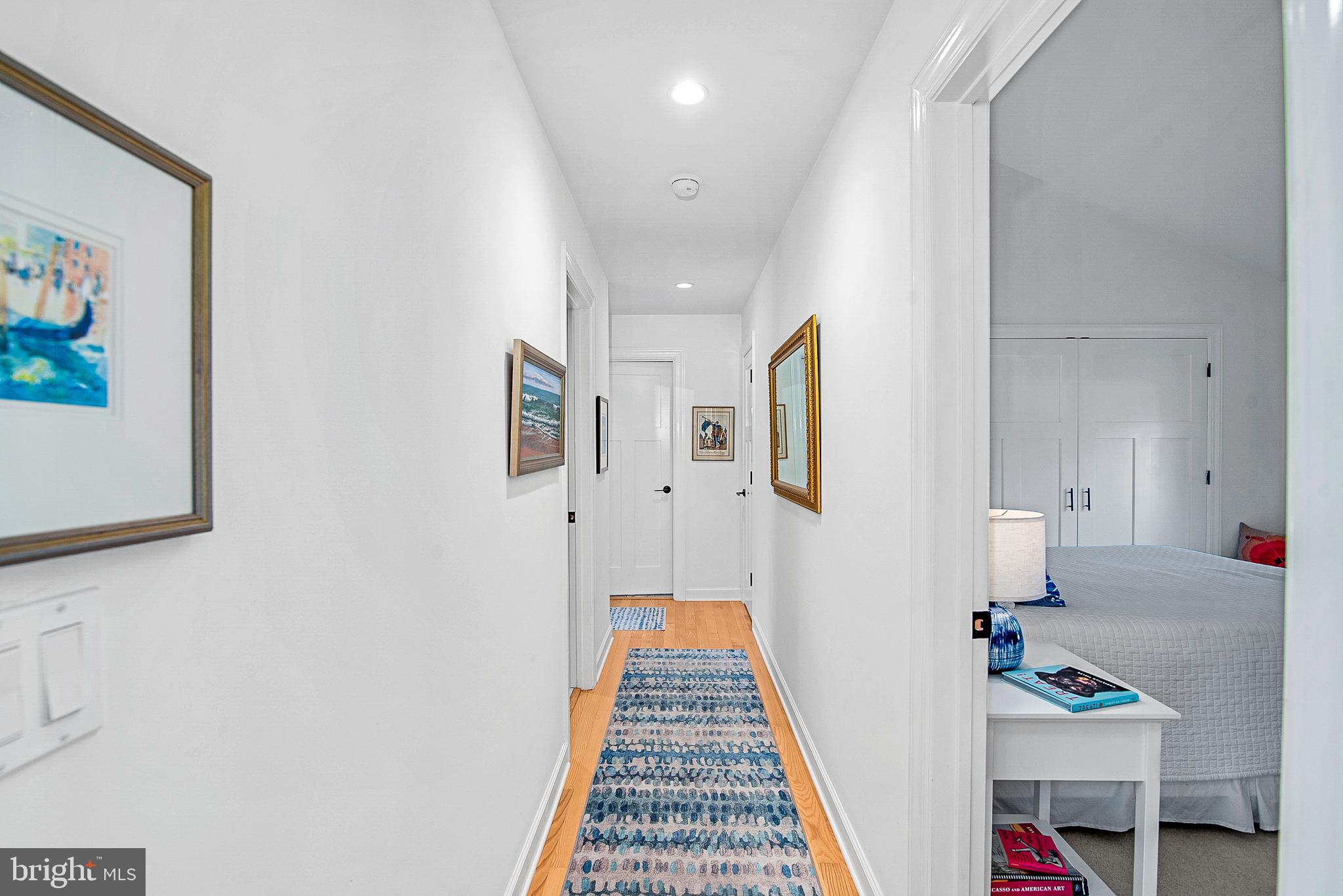 PIRATES COVE - Residential