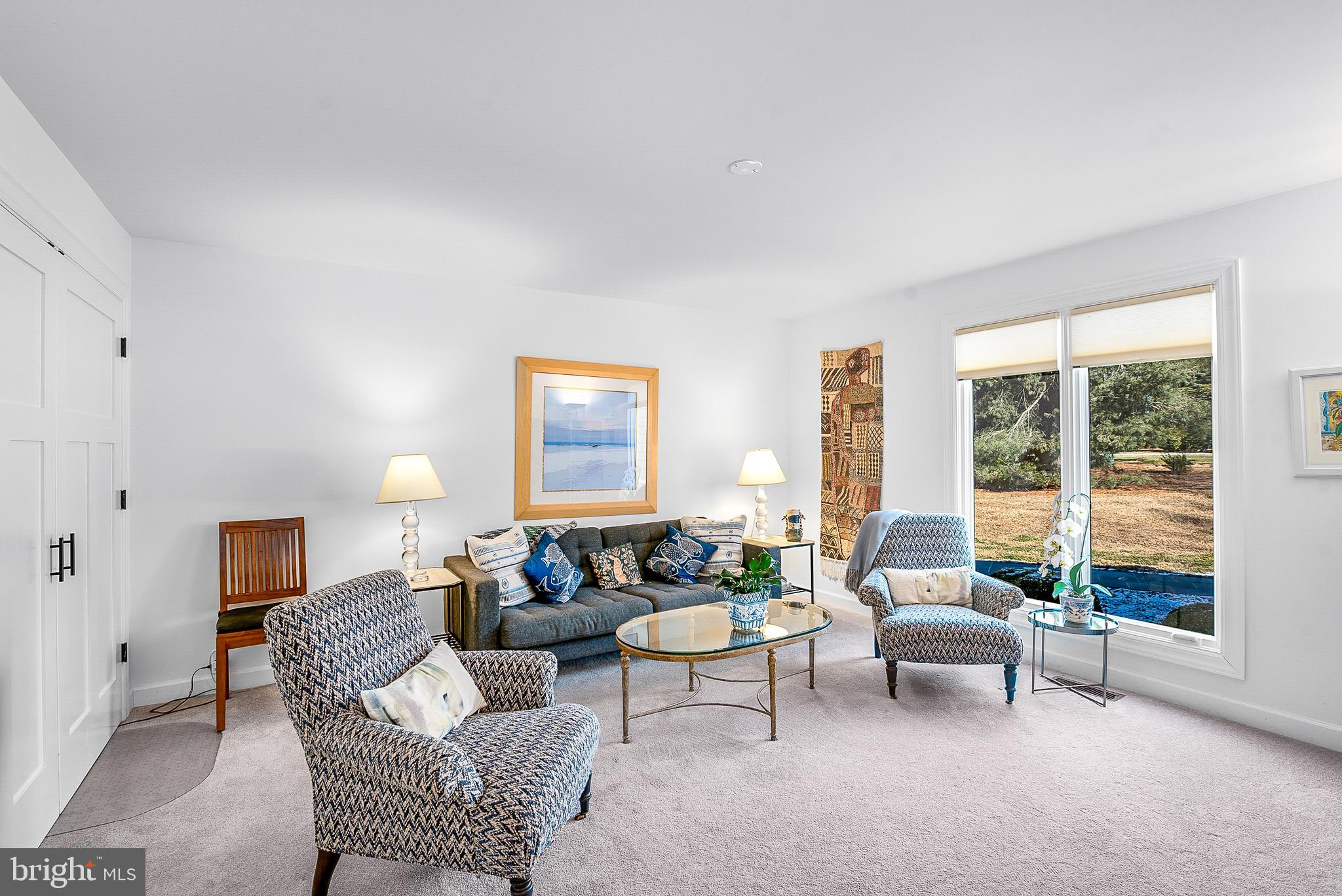 PIRATES COVE - Residential