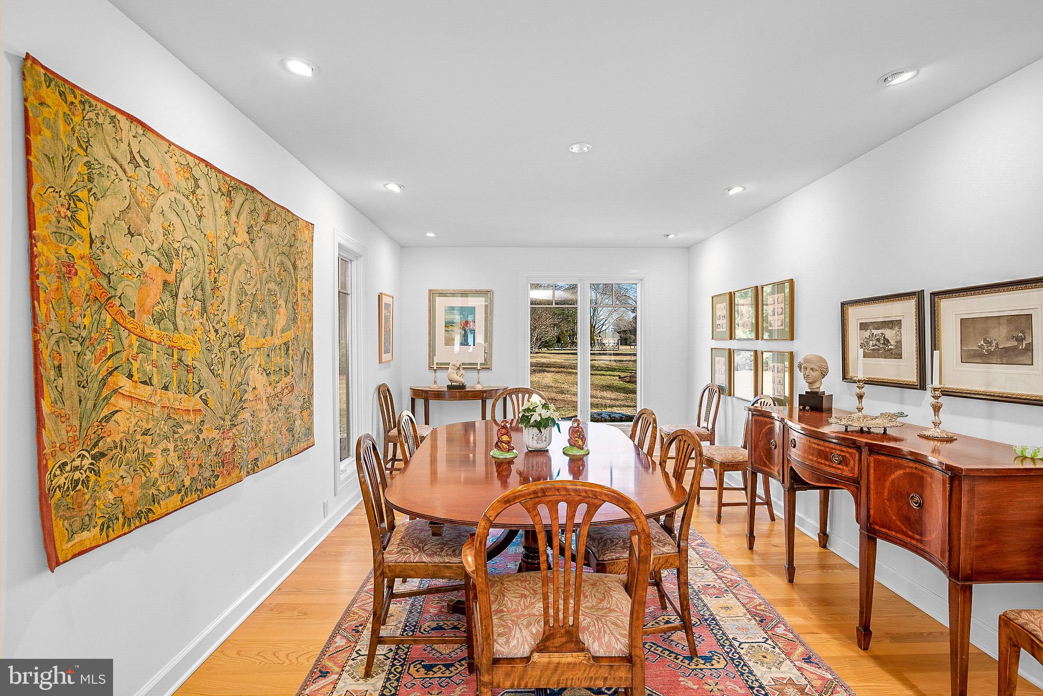 PIRATES COVE - Residential