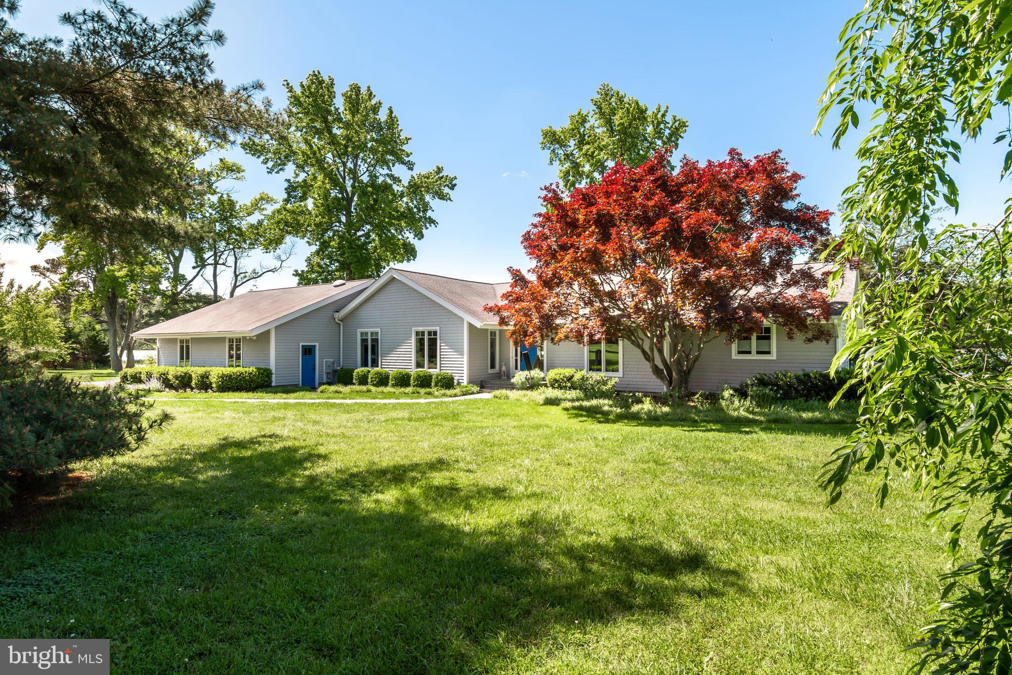 PIRATES COVE - Residential