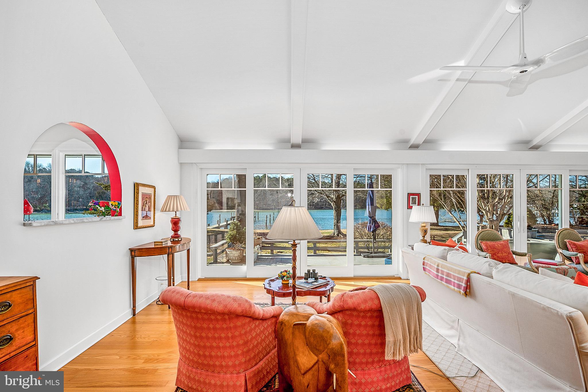 PIRATES COVE - Residential