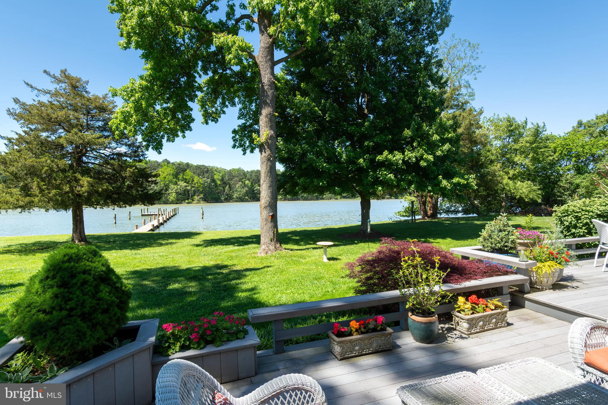 PIRATES COVE - Residential