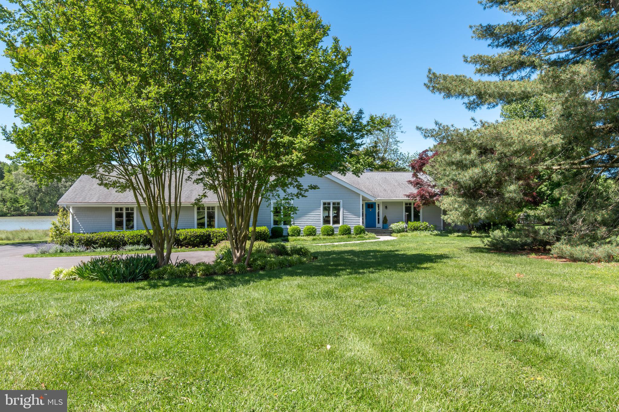 PIRATES COVE - Residential