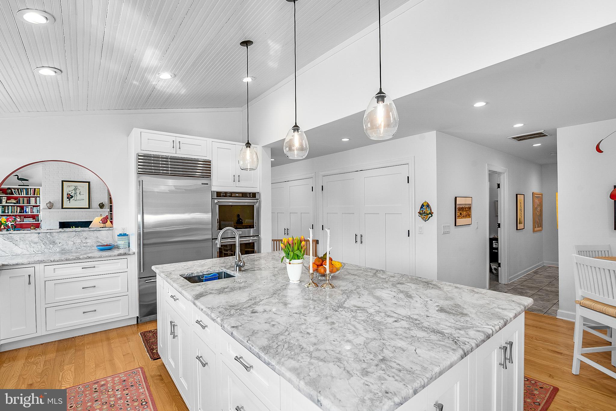 PIRATES COVE - Residential