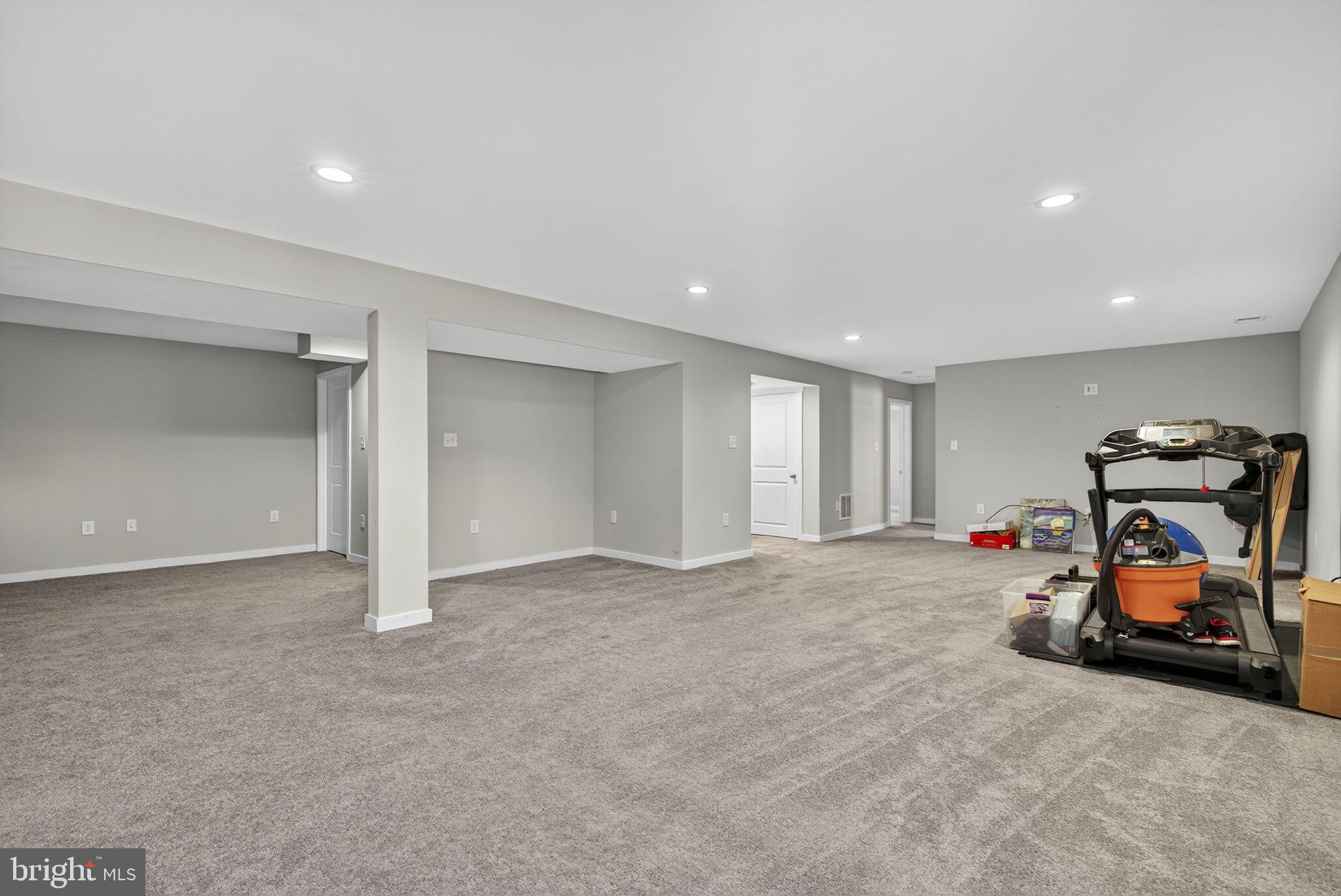 HERITAGE HILLS - Residential